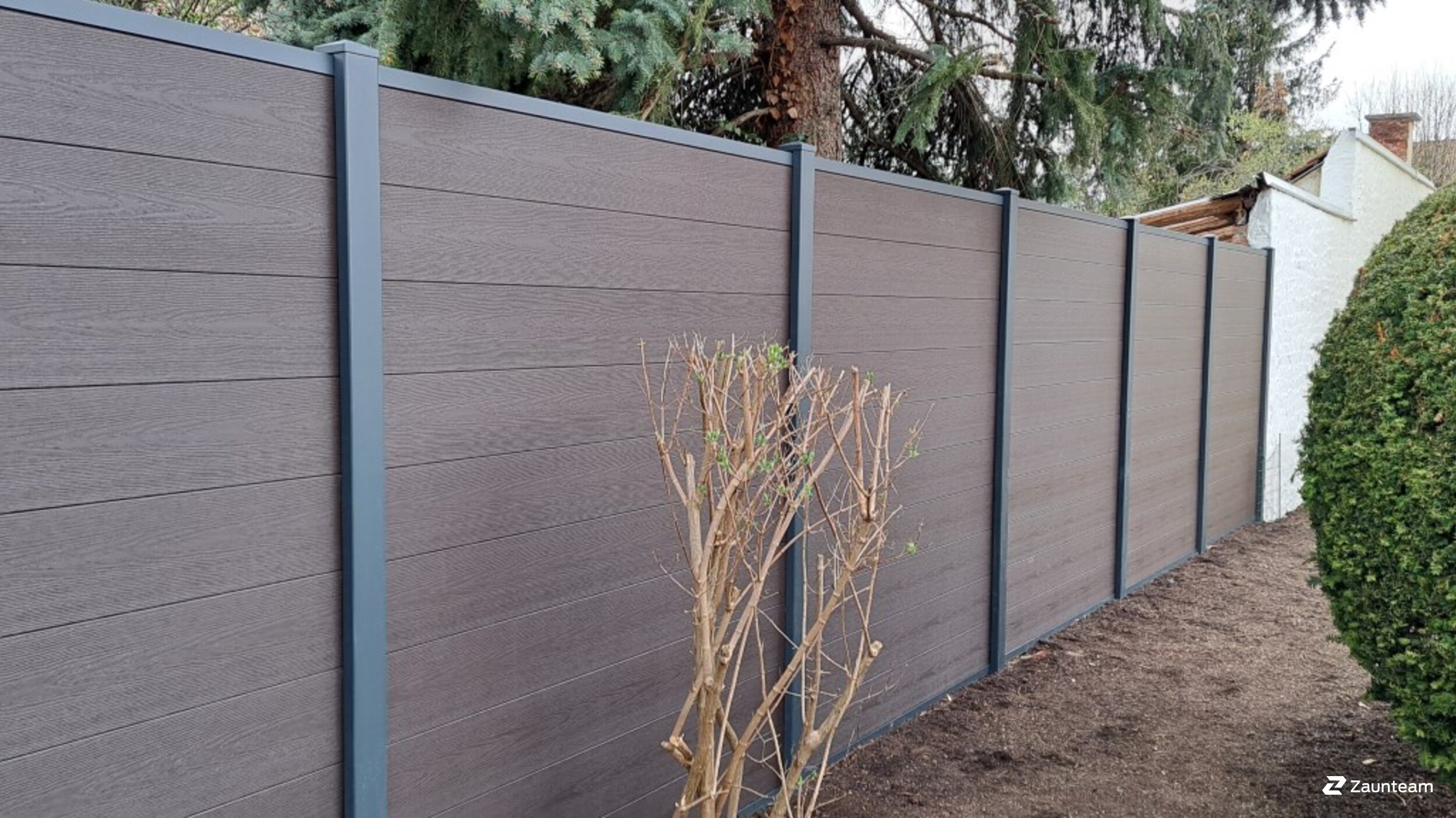 Kunststoff Sichtschutz aus dem 2023 in 2630 Neunkirchen Österreich von Zaunteam Schneebergland.