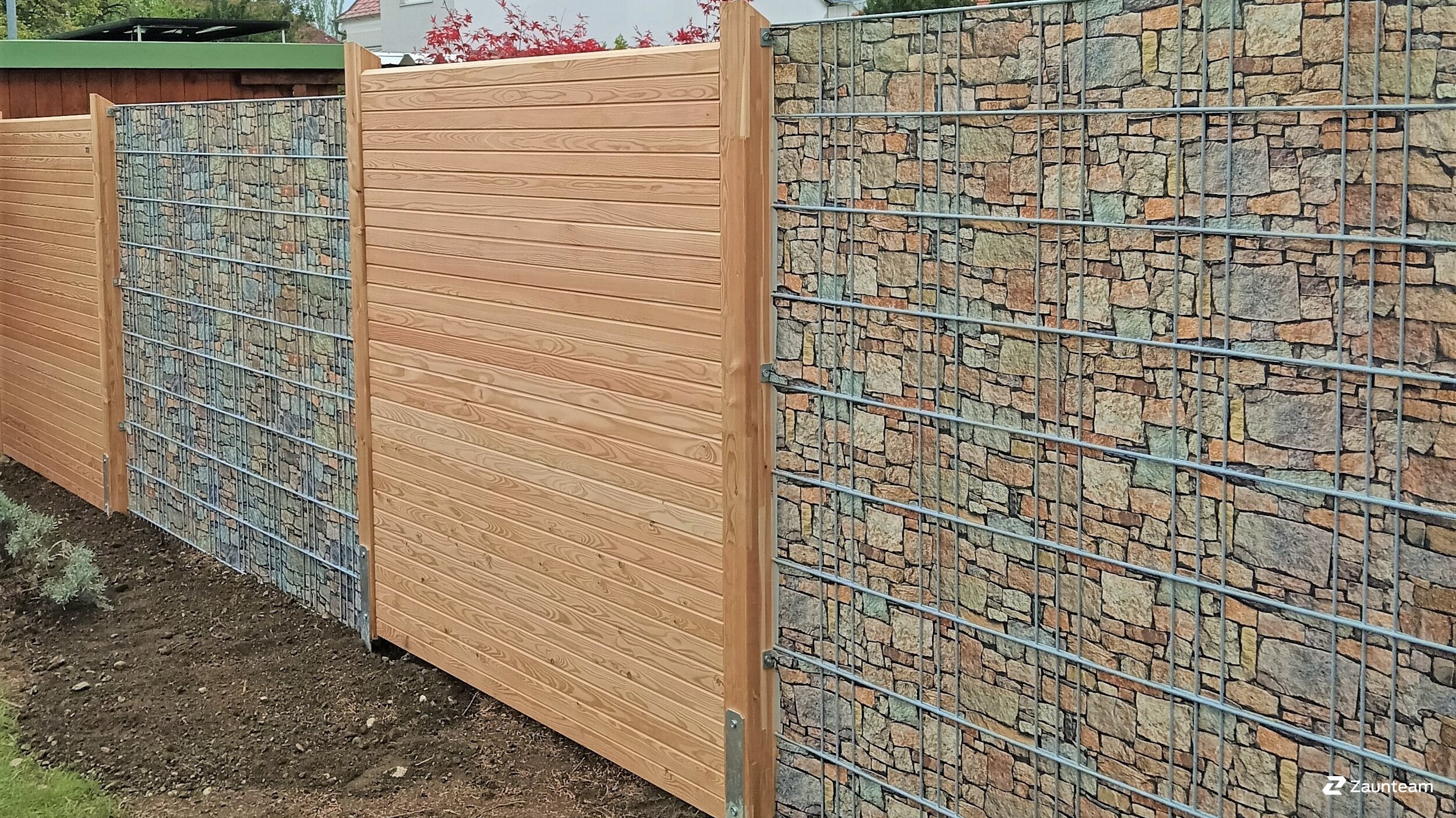 Holz Sichtschutz aus dem 2023 in 2620 Neunkirchen Österreich von Zaunteam Schneebergland.