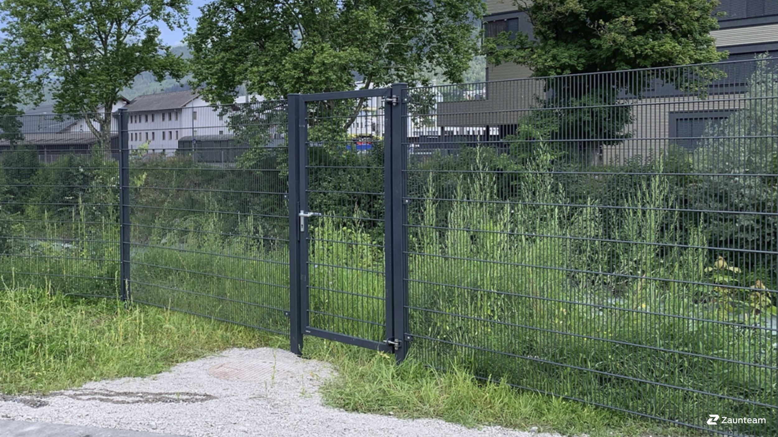 Doppelstabmattenzaun aus dem 2022 in 6700 Bürs Österreich von Zaunteam Vorarlberg.