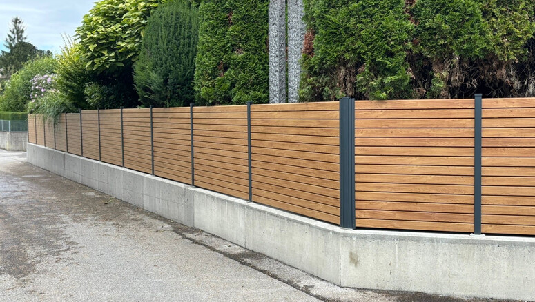 Aluminium Sichtschutz aus dem 2025 in 6800 Feldkirch Österreich von Zaunteam Vorarlberg.