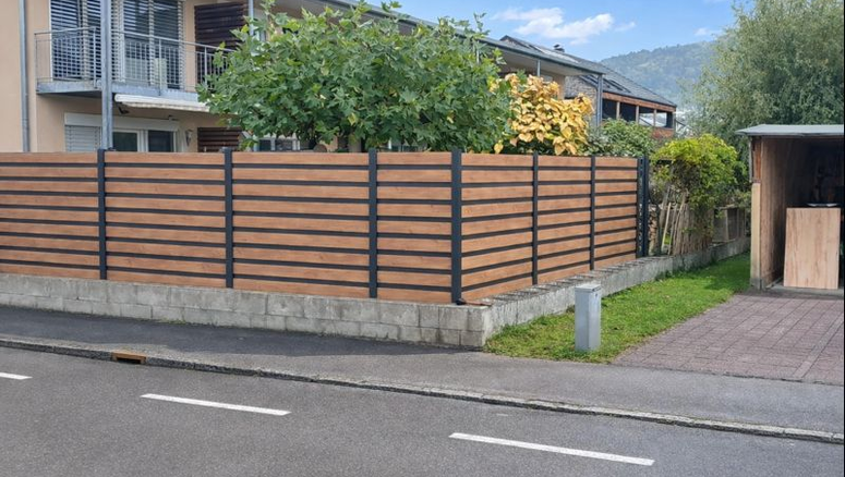 Aluminium Sichtschutz aus dem 2025 in 6830 Rankweil Österreich von Zaunteam Vorarlberg.