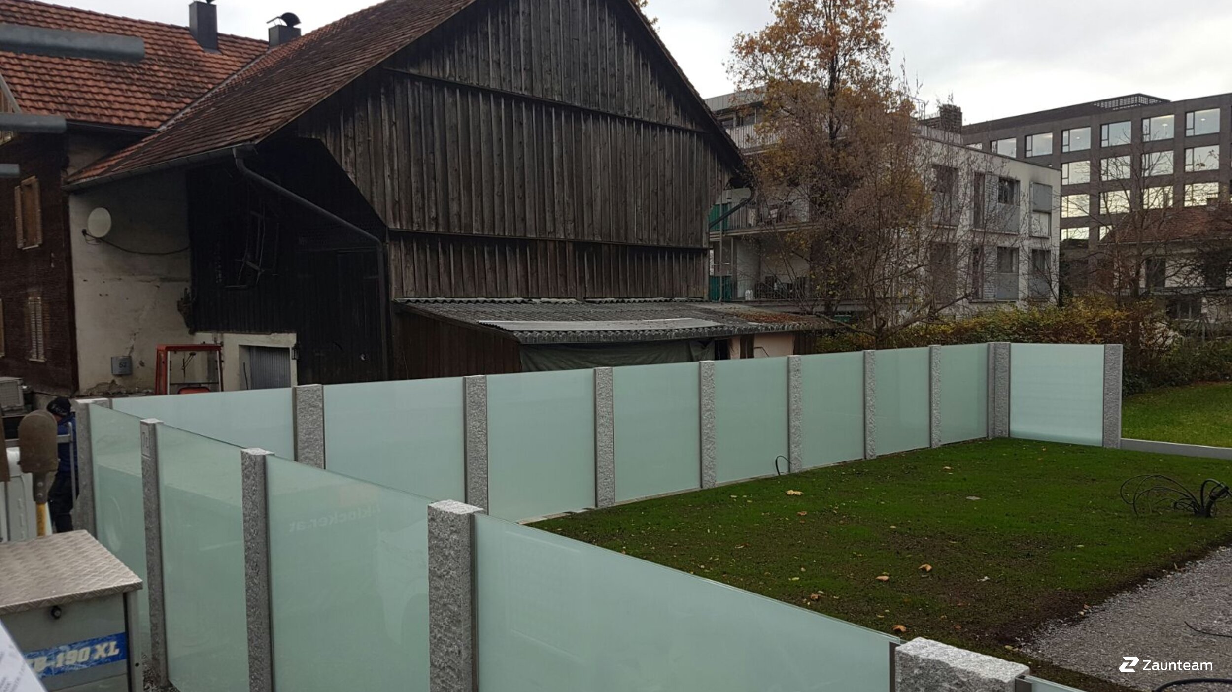 Glas Sichtschutz aus dem 2018 in 6850 Dornbirn Österreich von Zaunteam Vorarlberg.
