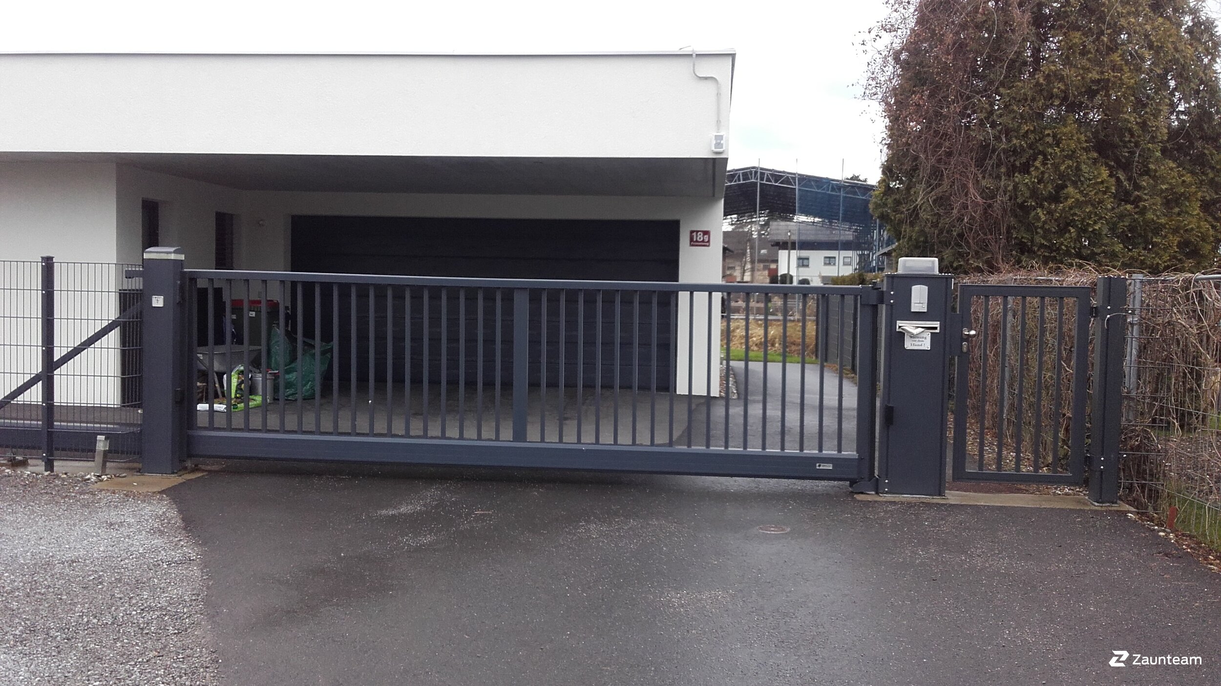 Automatische Tore aus dem 2018 in 6850 Dornbirn Österreich von Zaunteam Vorarlberg.