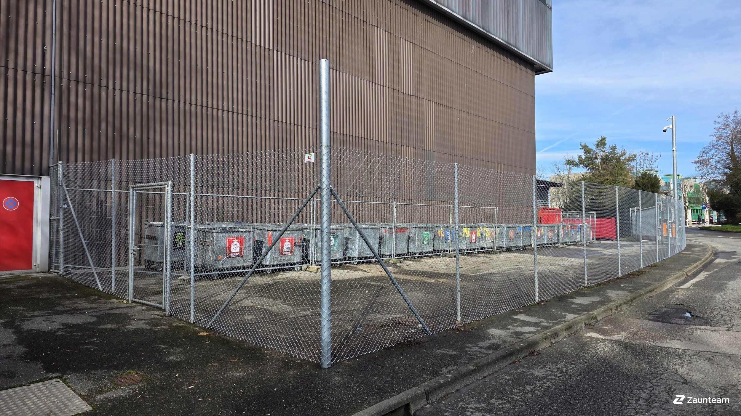 Maschendrahtzaun aus dem 2026 in 1218 Grand-Saconnex Schweiz von Swissclôture Genève.