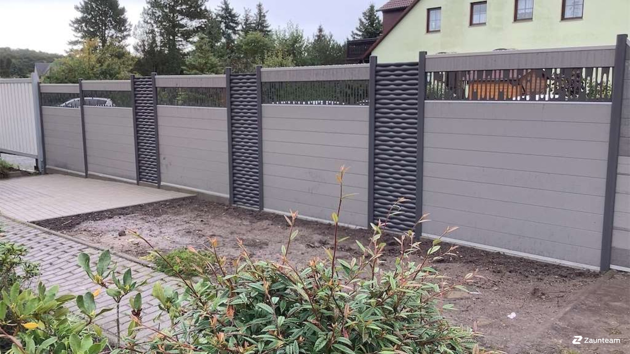 WPC Sichtschutz aus dem 2021 in 06198 Lieskau Deutschland von Zaunteam Halle.