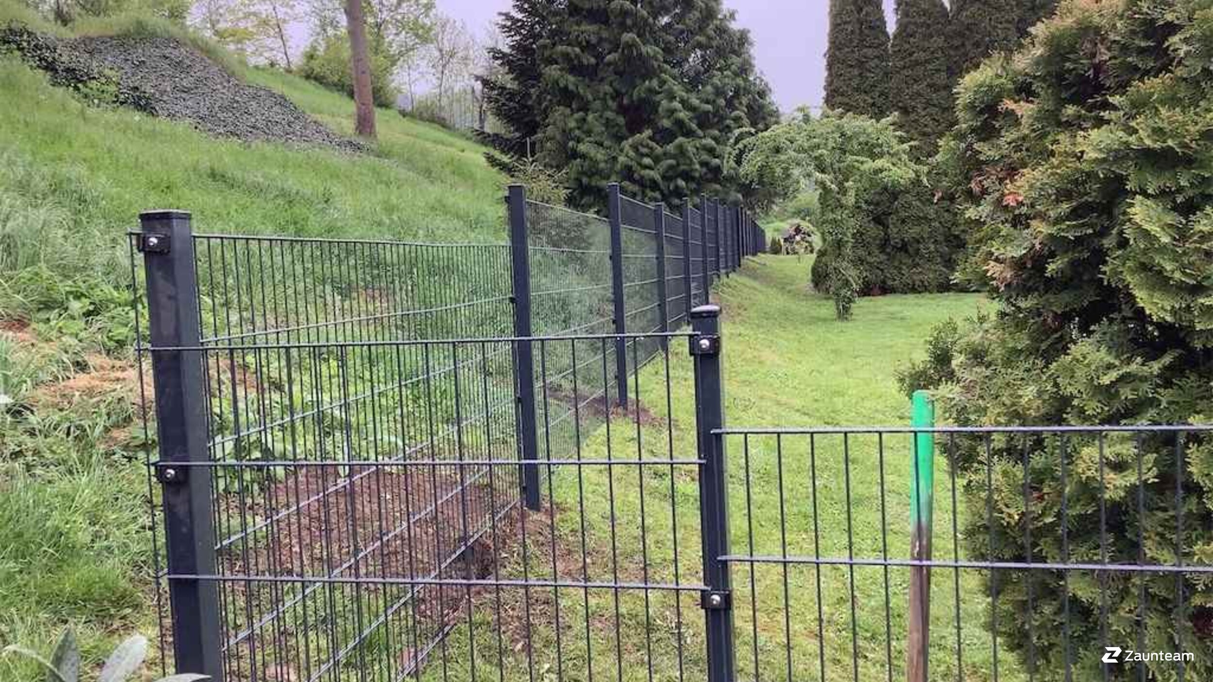 Doppelstabmattenzaun aus dem 2023 in 06192 Halle Deutschland von Zaunteam Halle.