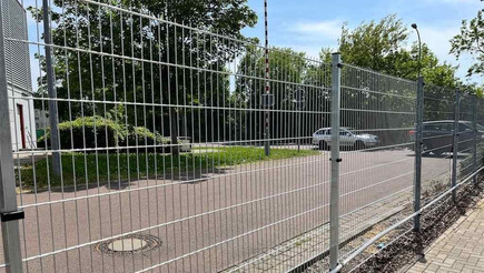Clôture en panneau double fil de 2023 à 06118 Halle  Allemagne de Zaunteam Halle.