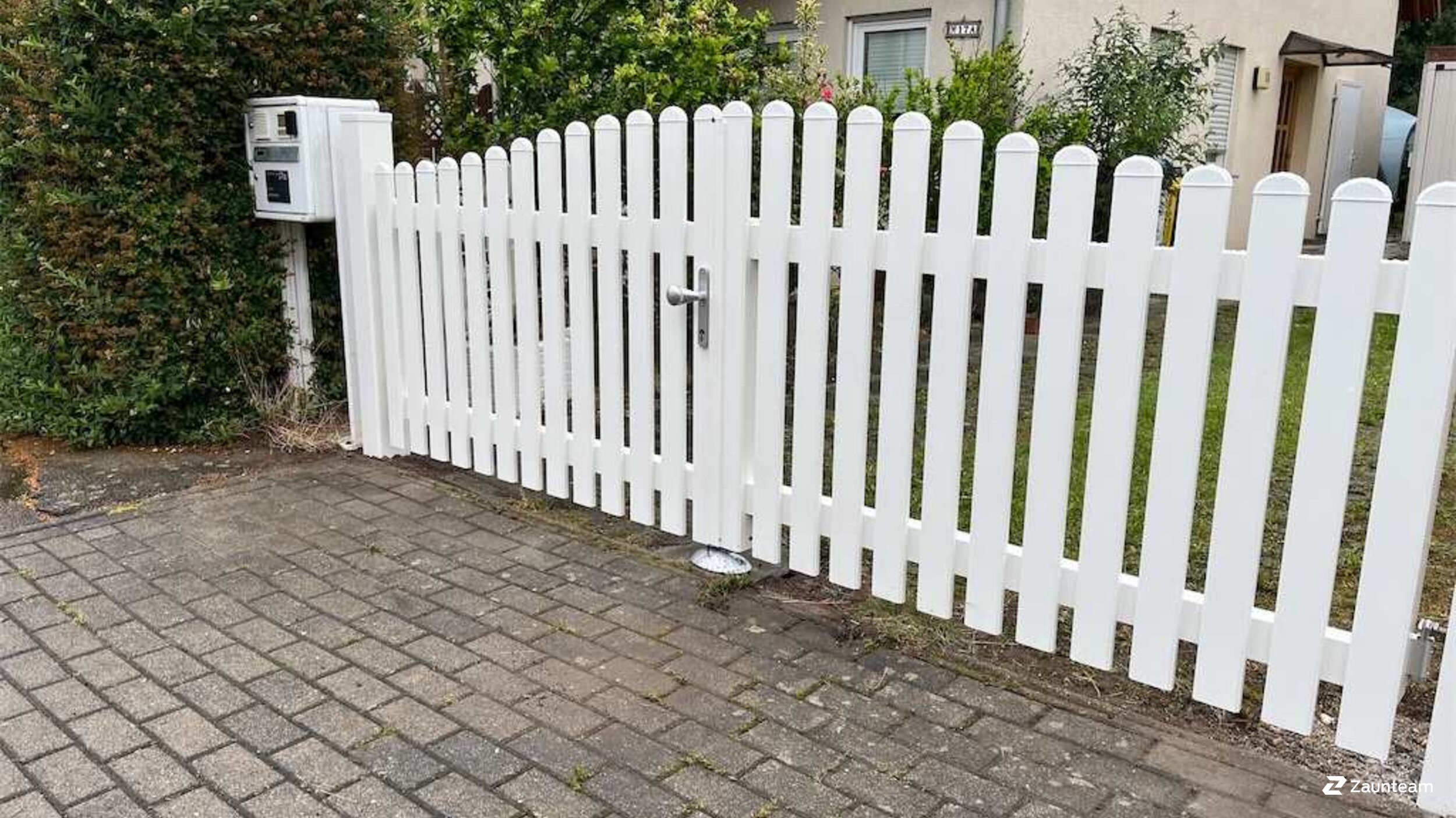 Aluzaun aus dem 2024 in 06120 Halle Deutschland von Zaunteam Halle.