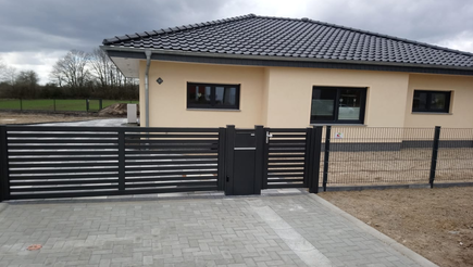 Aluzaun aus dem 2019 in 06785 Oranienbaum- Wörlitz Deutschland von Zaunteam Fläming.