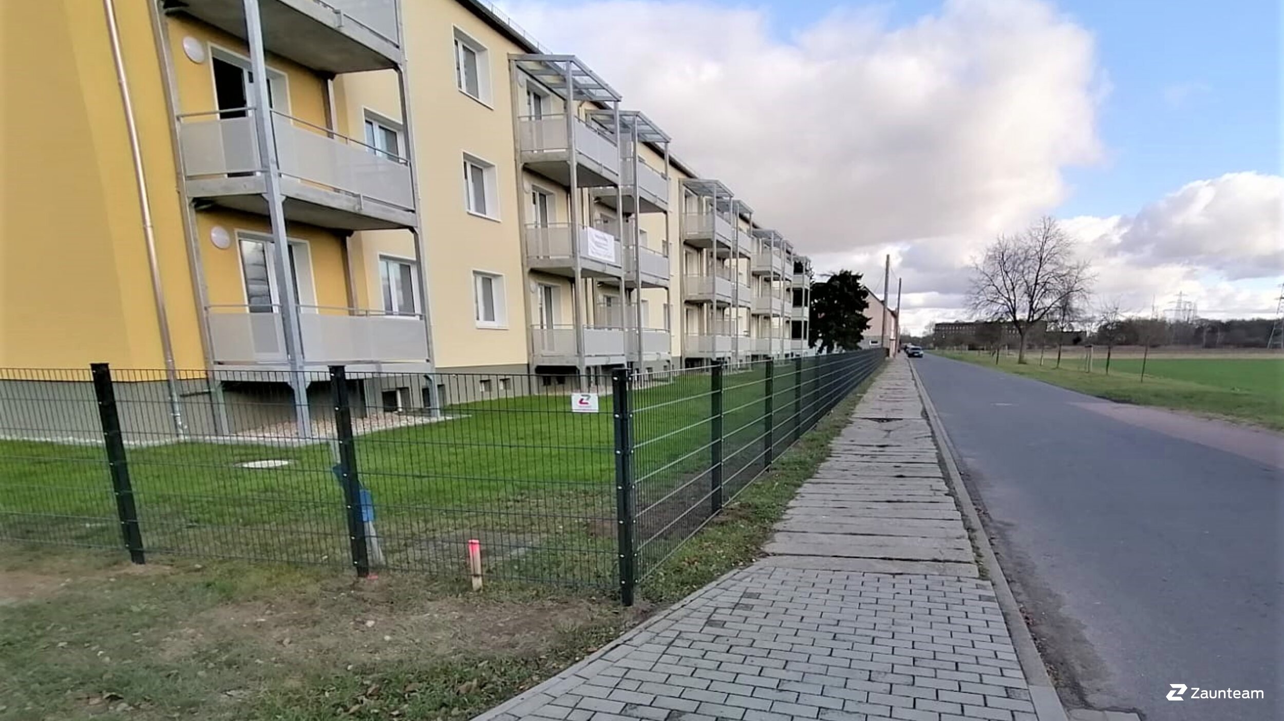 Doppelstabmattenzaun aus dem 2021 in 06785 Vockerode Deutschland von Zaunteam Fläming.
