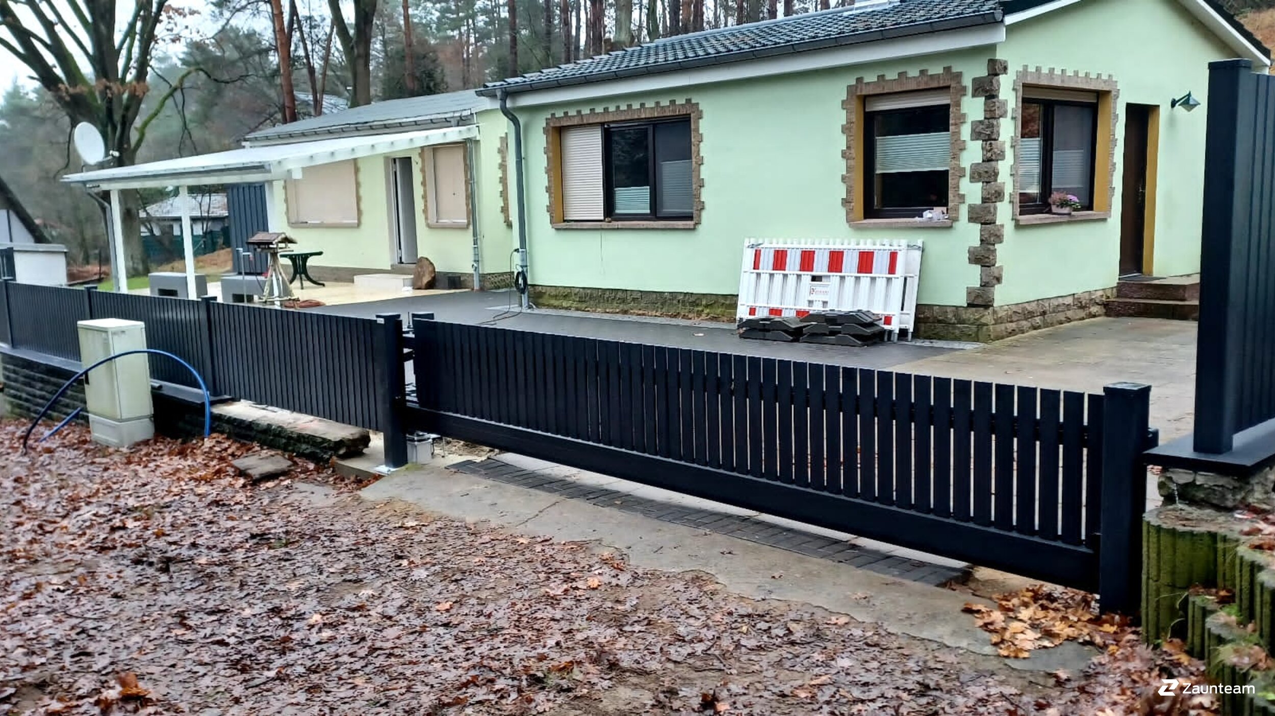 Automatische Tore aus dem 2021 in 06785 Oranienbaum-Wörlitz Deutschland von Zaunteam Fläming.