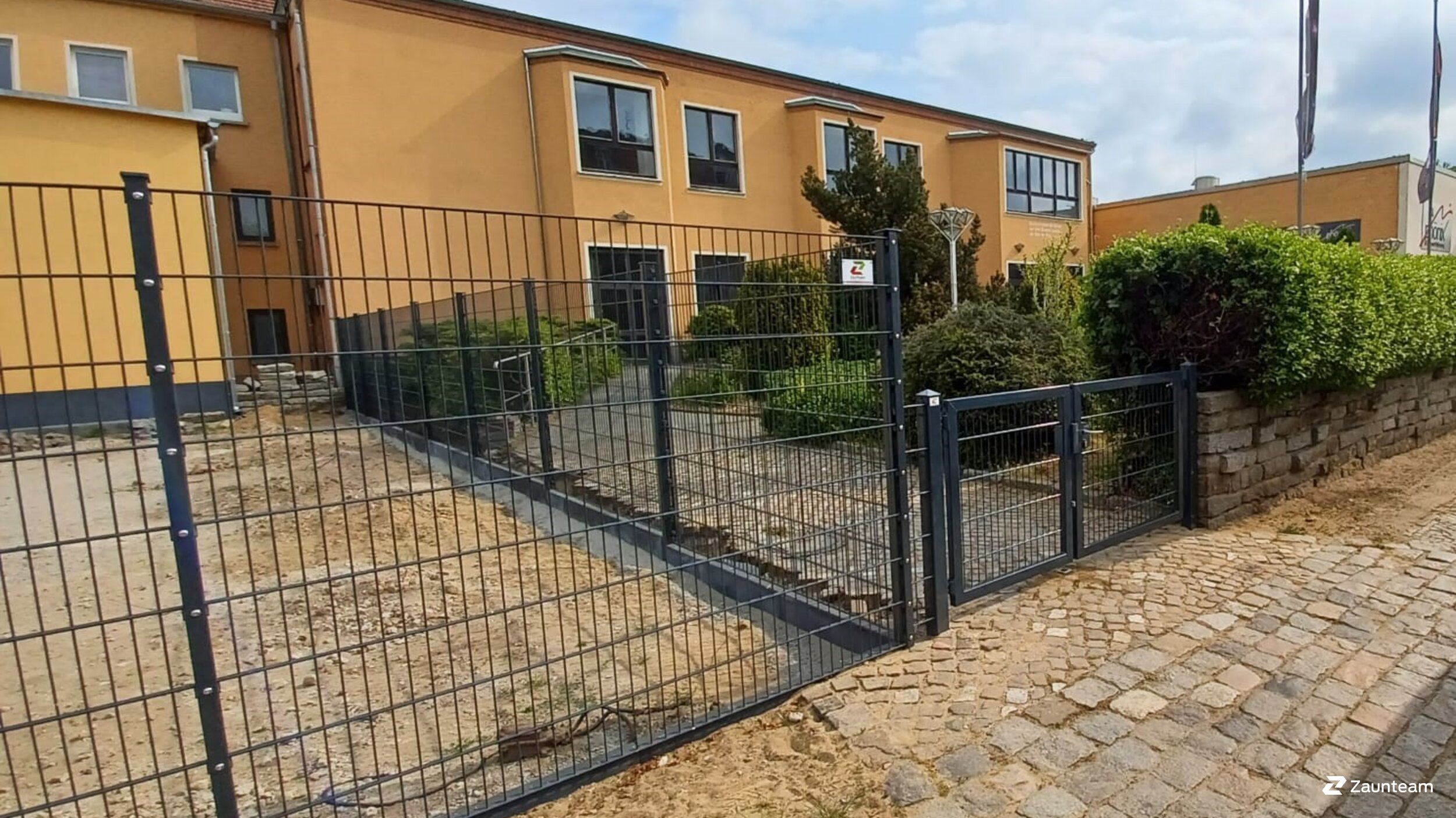 Clôture en panneau double fil de 2023 à 06888 Lutherstadt Wittenberg Allemagne de Zaunteam Fläming.