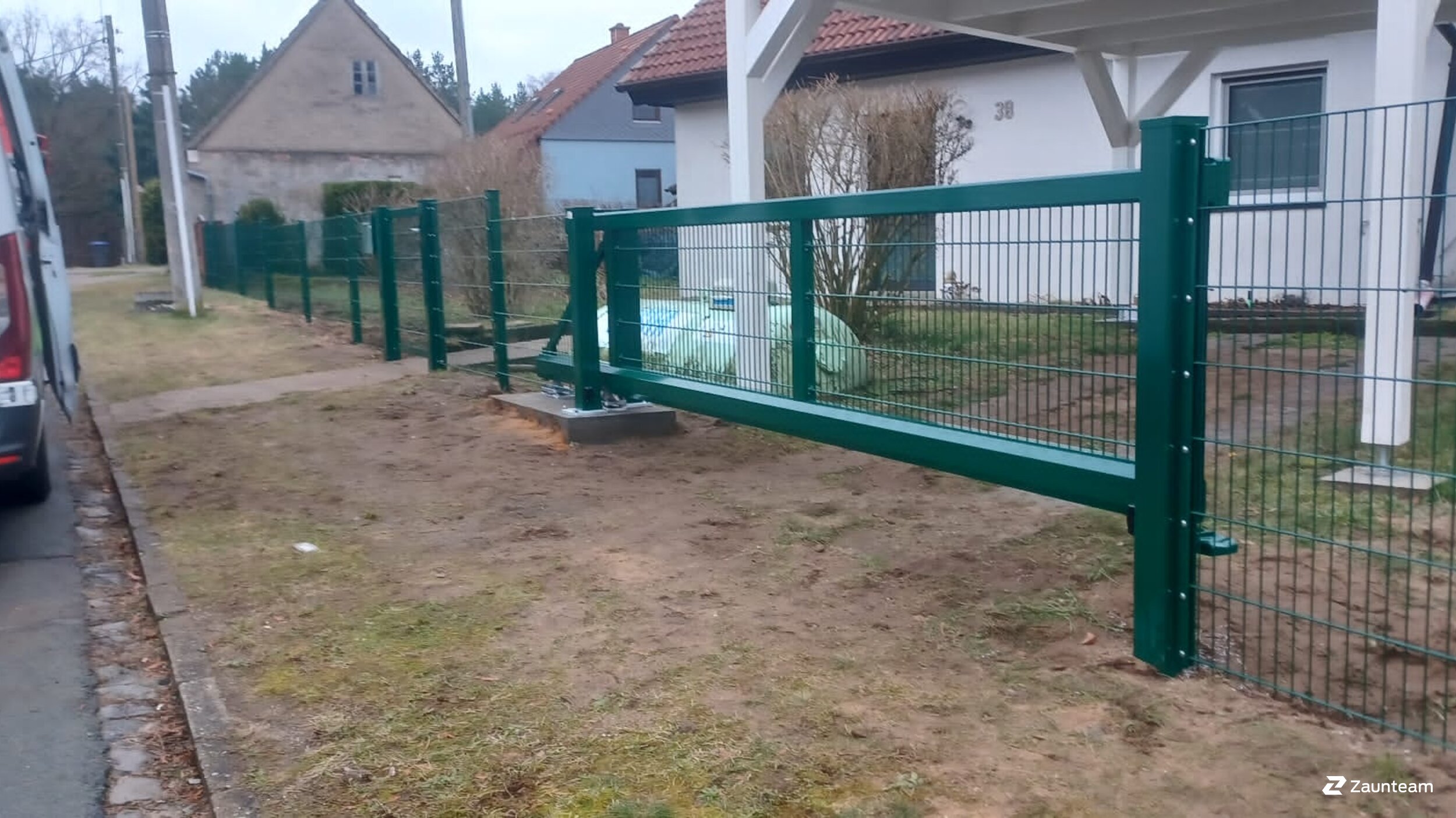 Automatische Tore aus dem 2023 in 06869 Coswig Deutschland von Zaunteam Fläming.