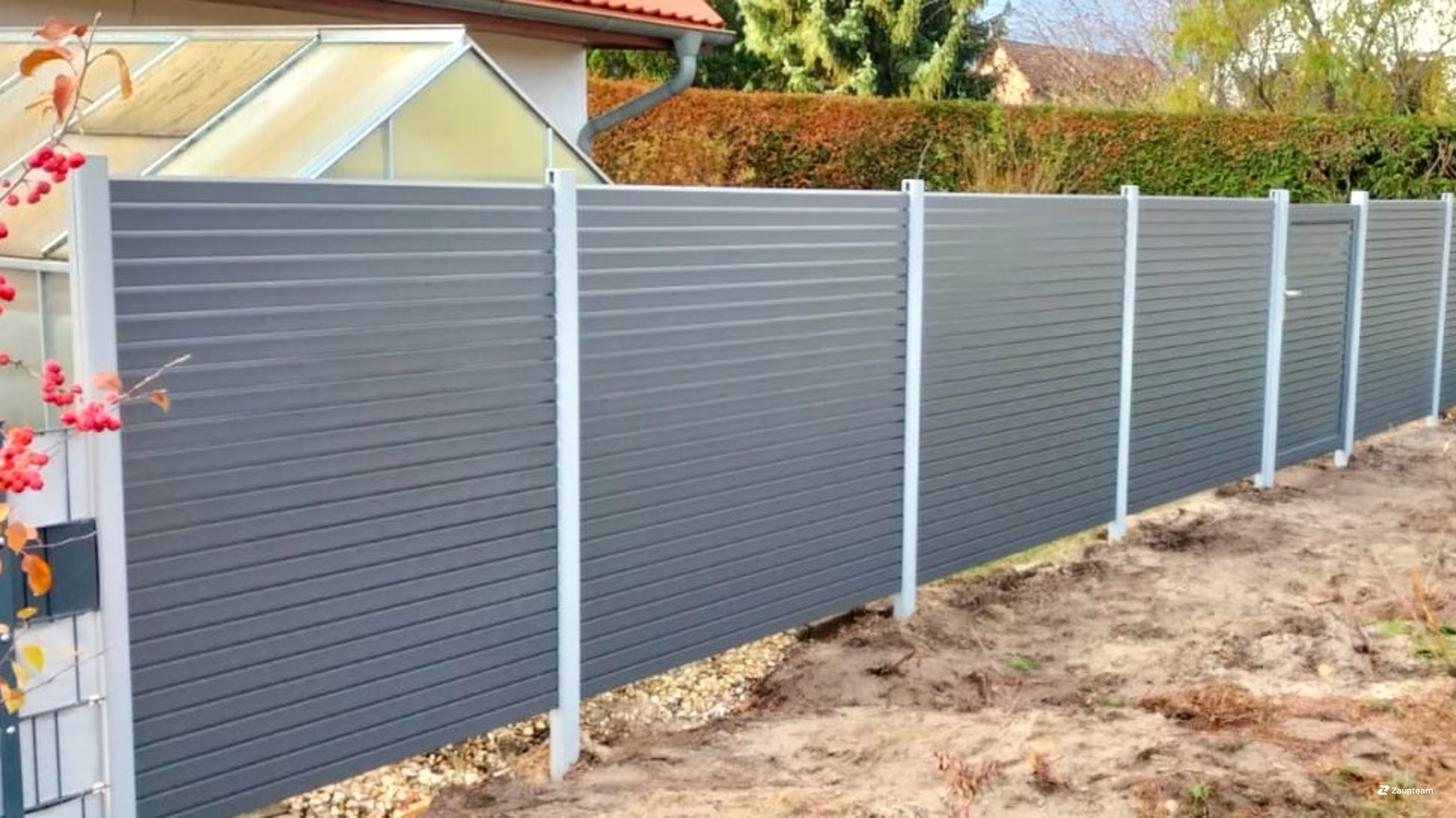 sichtschutz-aus-aluminium-von-zaunteam