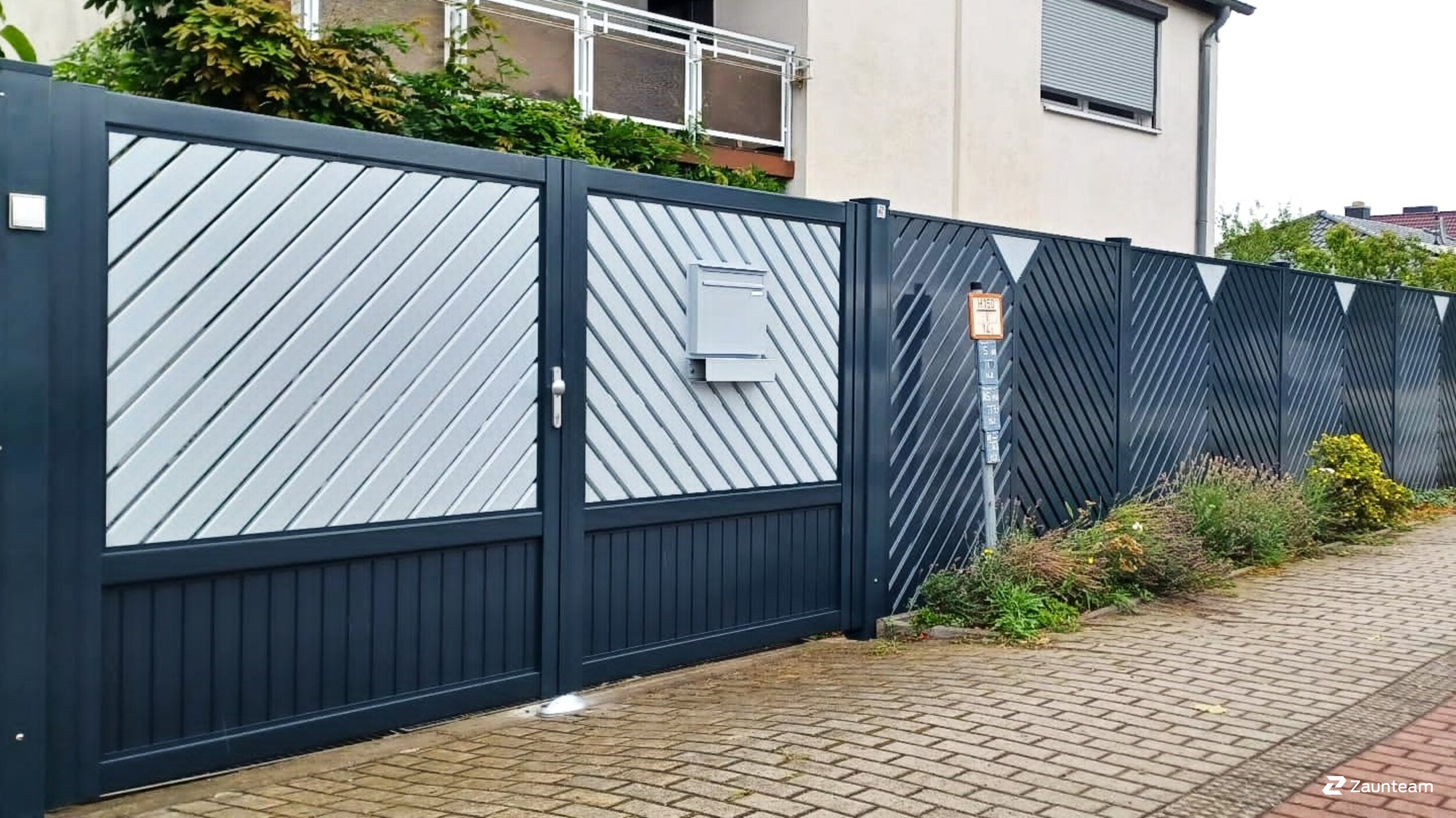 Protection brise-vue en aluminium de 2023 à 14772 Brandenburg Allemagne de Zaunteam Fläming.