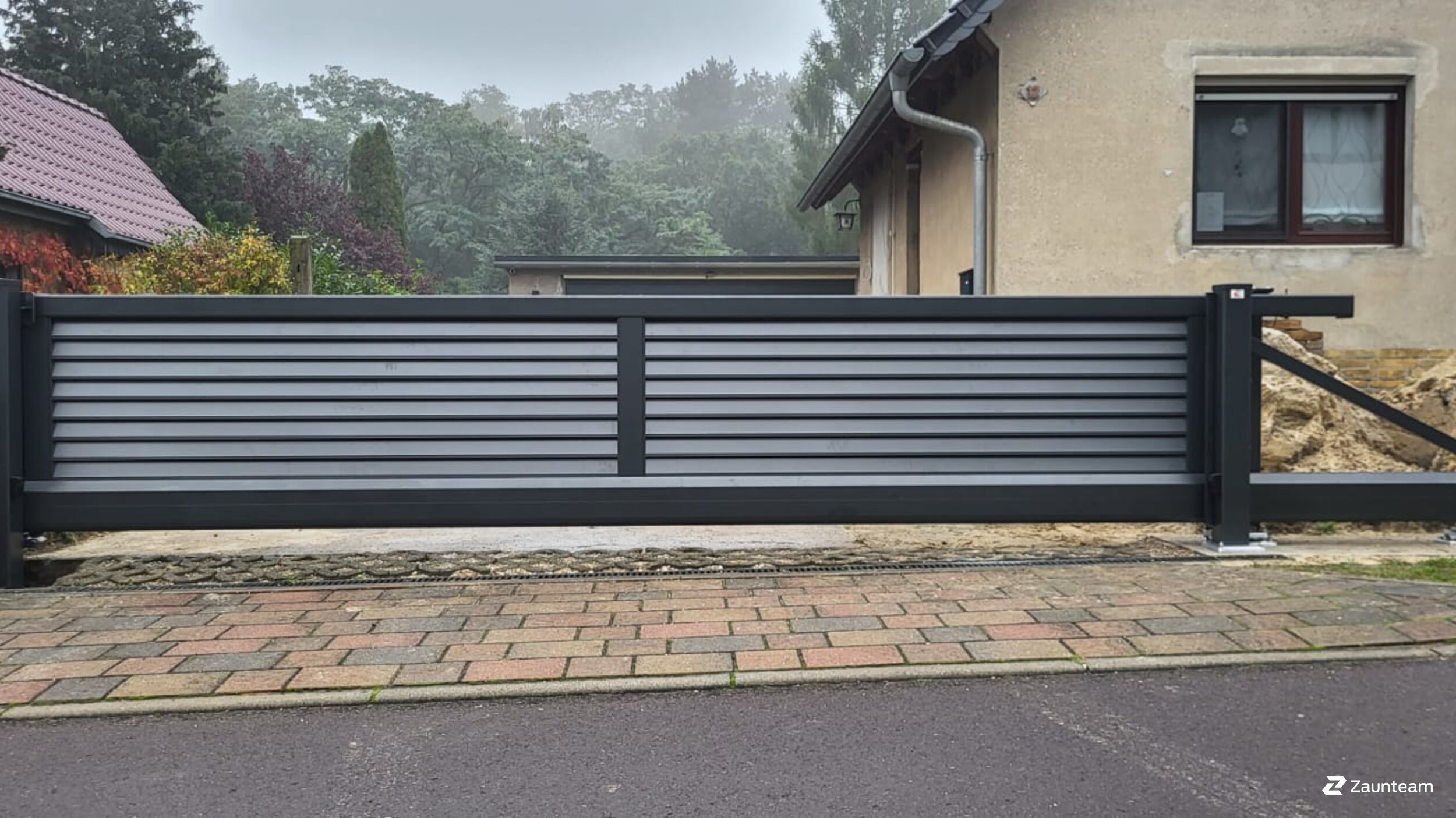 Automatische Tore aus dem 2023 in 06889 Lutherstadt Wittenberg Deutschland von Zaunteam Fläming.