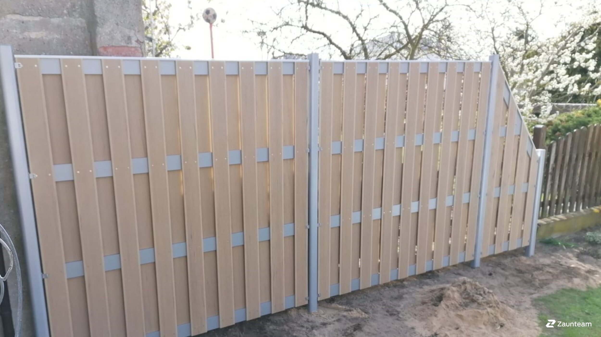 Pare-vue en WPC de 2021 à 06888 Lutherstadt Wittenberg Allemagne de Zaunteam Fläming.