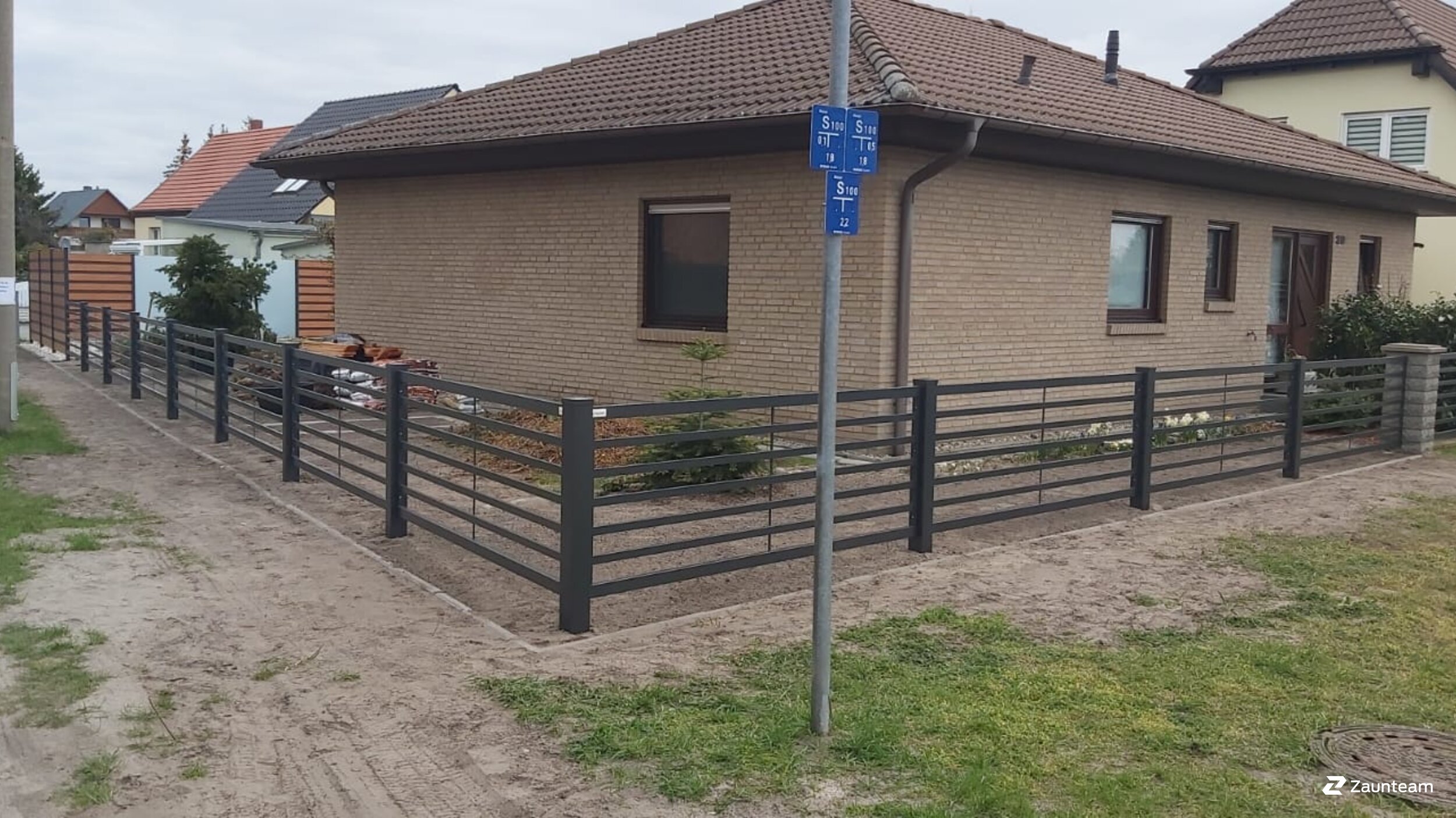 Aluminium Sichtschutz aus dem 2021 in 14943 Luckenwalde Deutschland von Zaunteam Fläming.