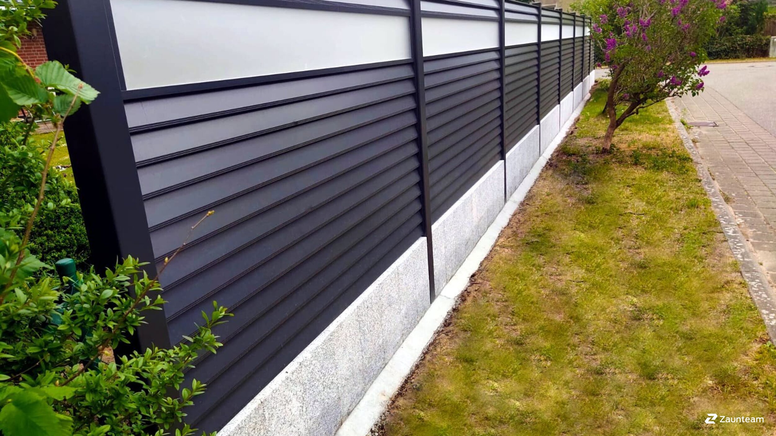 Aluminium Sichtschutz aus dem 2019 in 16831 Rheinsberg Deutschland von Zaunteam Pasewalk.