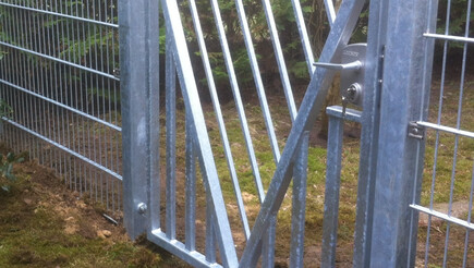 Portes et Passantes de 2017 à 17039 Brunn Allemagne de Zaunteam Pasewalk.