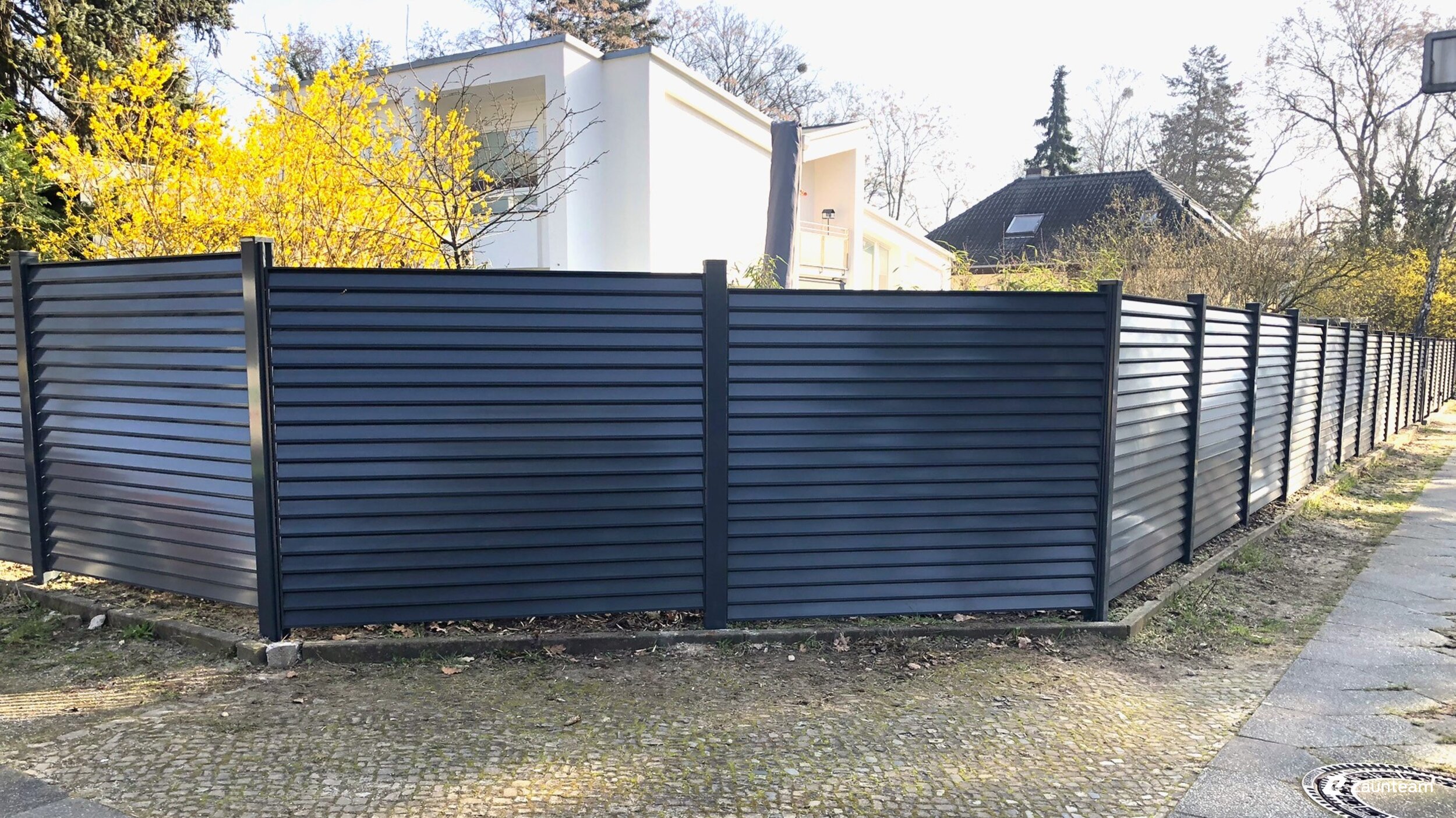 Protection brise-vue en aluminium de 2024 à 14052 Berlin Allemagne de Zaunteam Pasewalk.