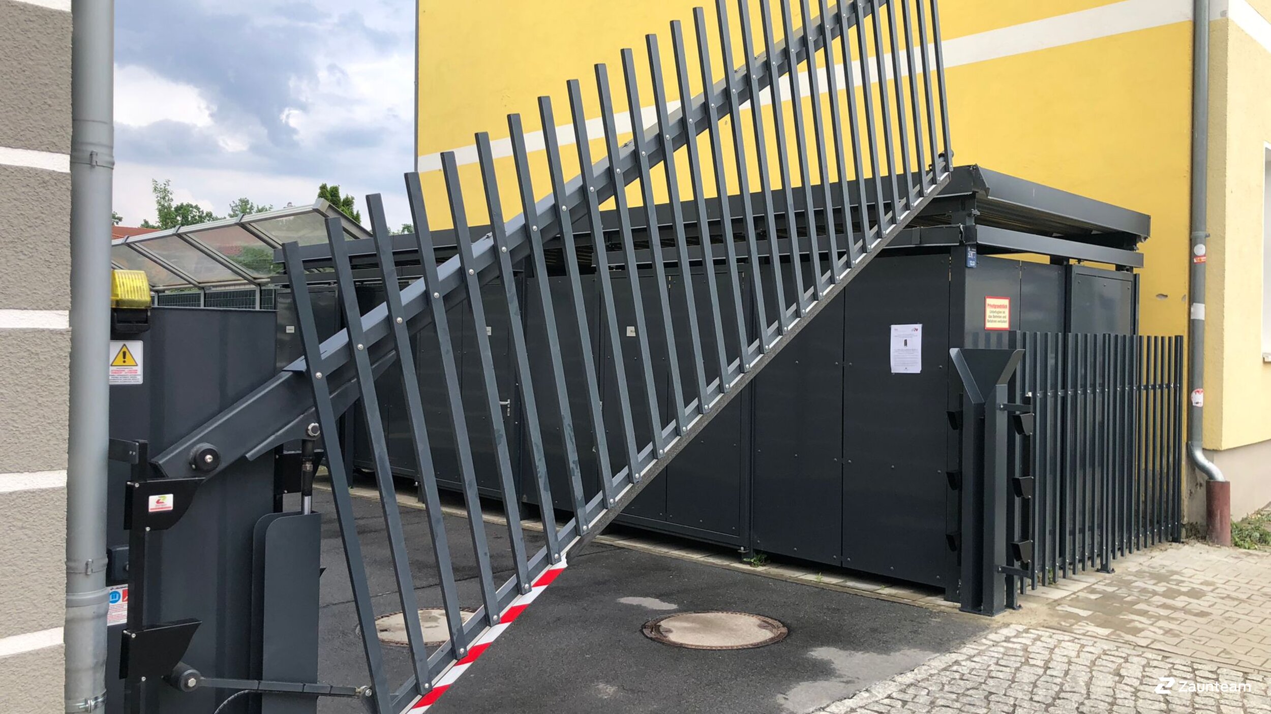 Automatische Tore aus dem 2024 in 12524 Berlin Deutschland von Zaunteam Pasewalk.