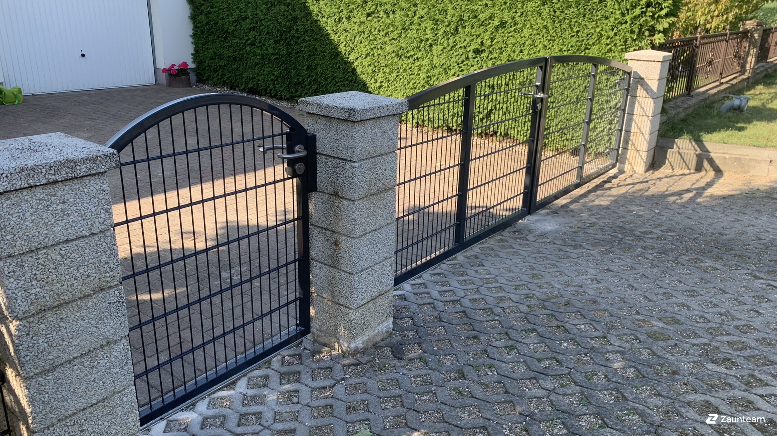 Deko-Doppelstabmattenzaun aus dem 2024 in 17291 Grünow Deutschland von Zaunteam Pasewalk.