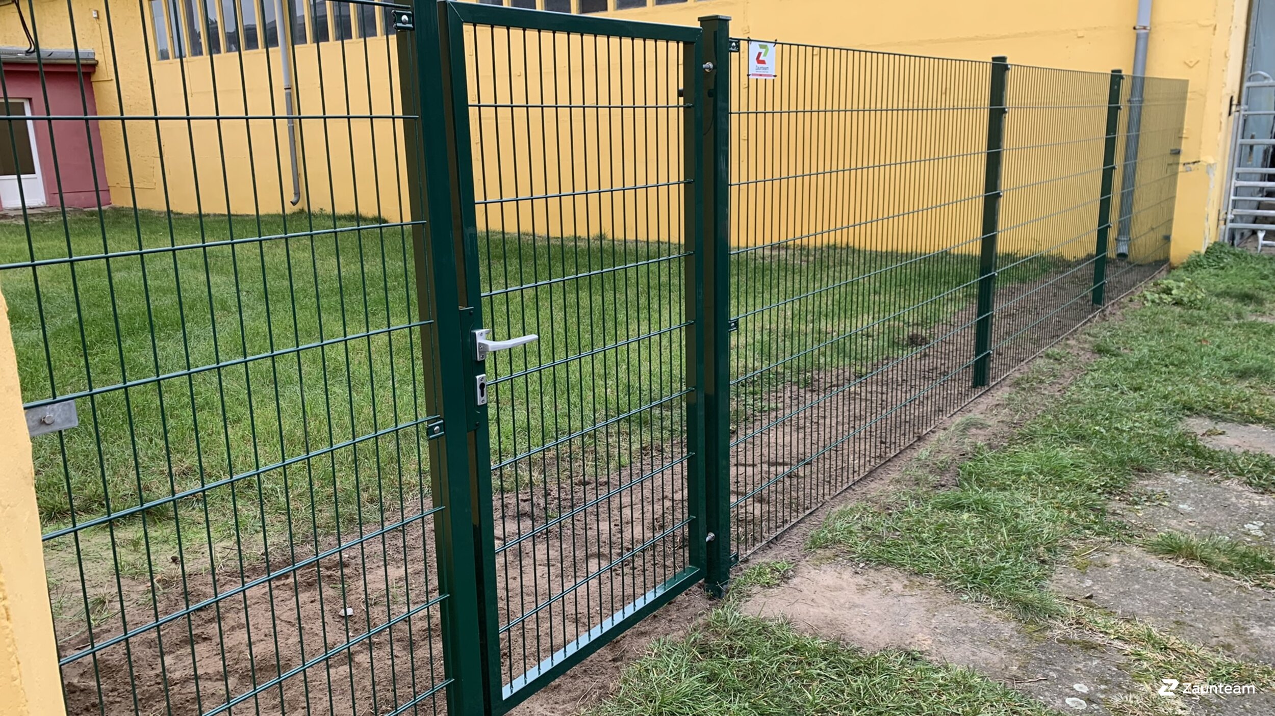 Doppelstabmattenzaun aus dem 2024 in 17309 Pasewalk Deutschland von Zaunteam Pasewalk.
