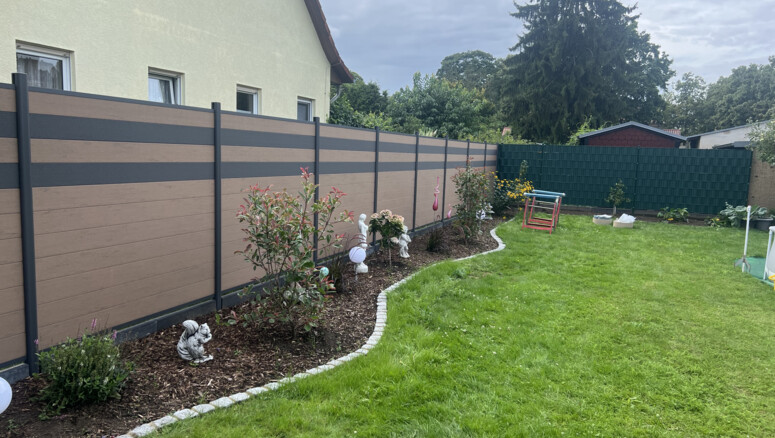 Pare-vue en WPC de 2025 à 16761 Henningsdorf Allemagne de Zaunteam Pasewalk.