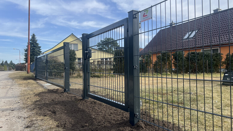 Doppelstabmattenzaun aus dem 2026 in 17375 Leopoldshagen Deutschland von Zaunteam Pasewalk.