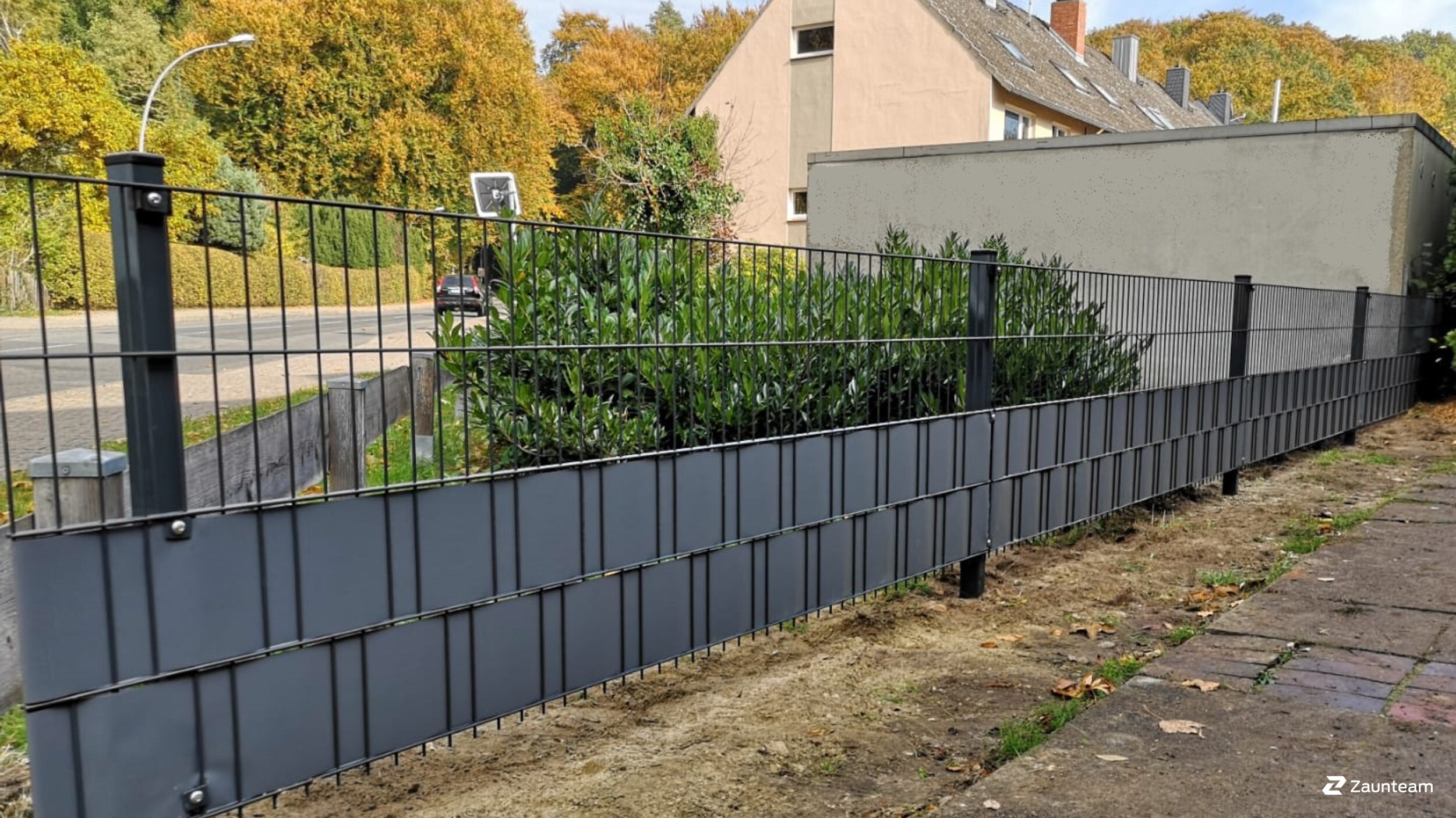 Clôture en panneau double fil de 2018 à 21039 Börnsen Allemagne de Franchise AG.