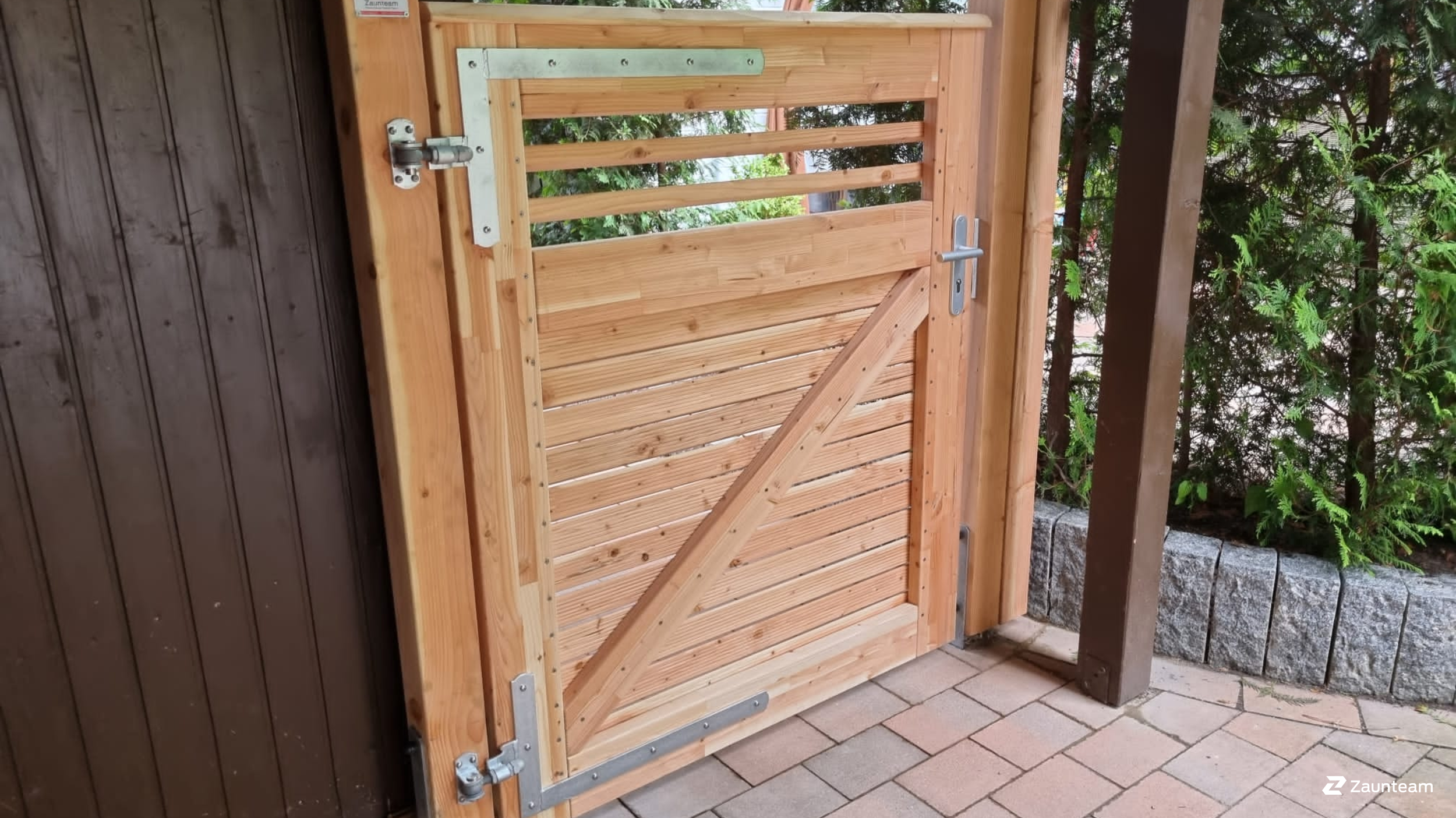 Holz Sichtschutz aus dem 2021 in 21335 Lüneburg Deutschland von Franchise AG.
