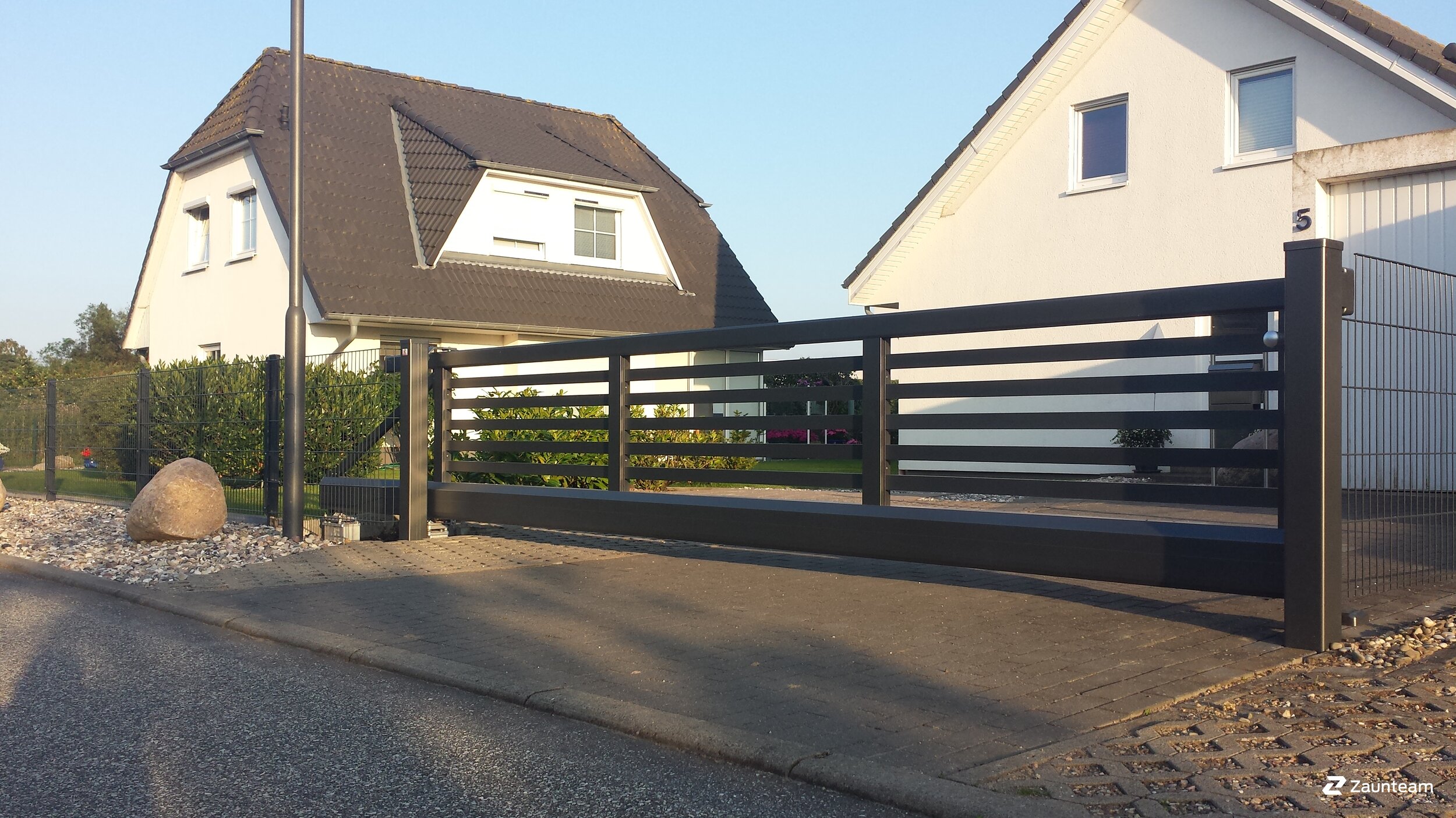 Automatische Tore aus dem 2016 in 18225 Kühlungsborn Deutschland von Franchise AG.