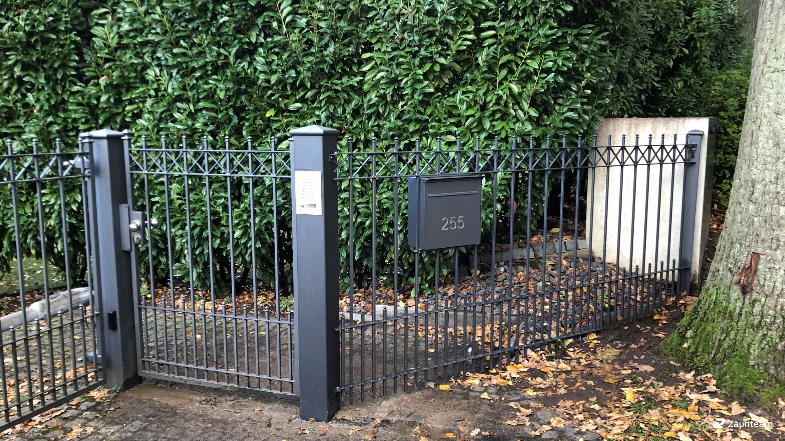 Clôture classique de 2023 à 22559 Hamburg Allemagne de Zaunteam Elbe-Pinnau.