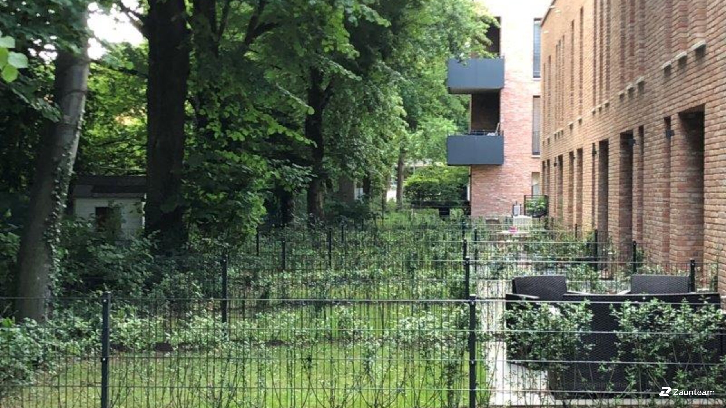 Doppelstabmattenzaun aus dem 2023 in 22559 Hamburg Deutschland von Zaunteam Elbe-Pinnau.