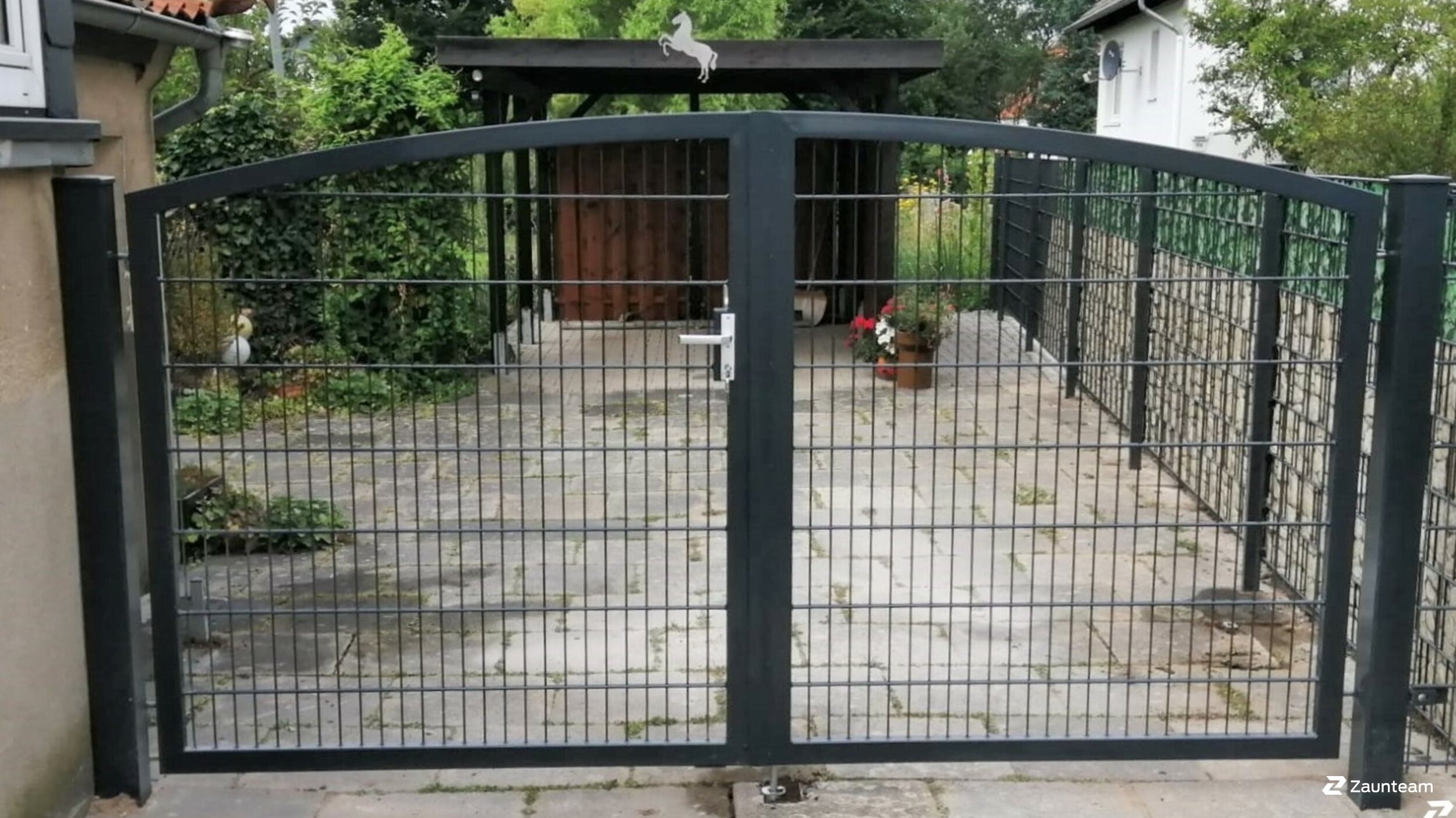 Doppelstabmattenzaun aus dem 2022 in 22559 Hamburg Deutschland von Zaunteam Elbe-Pinnau.