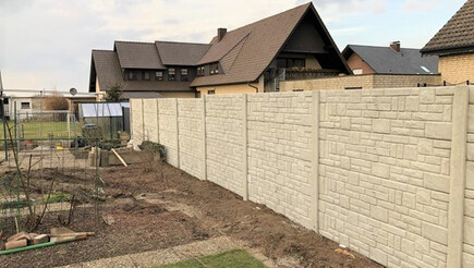 Clôture en béton de 2021 à 32312 Lübbecke Allemagne de Zaunteam Kischkel.