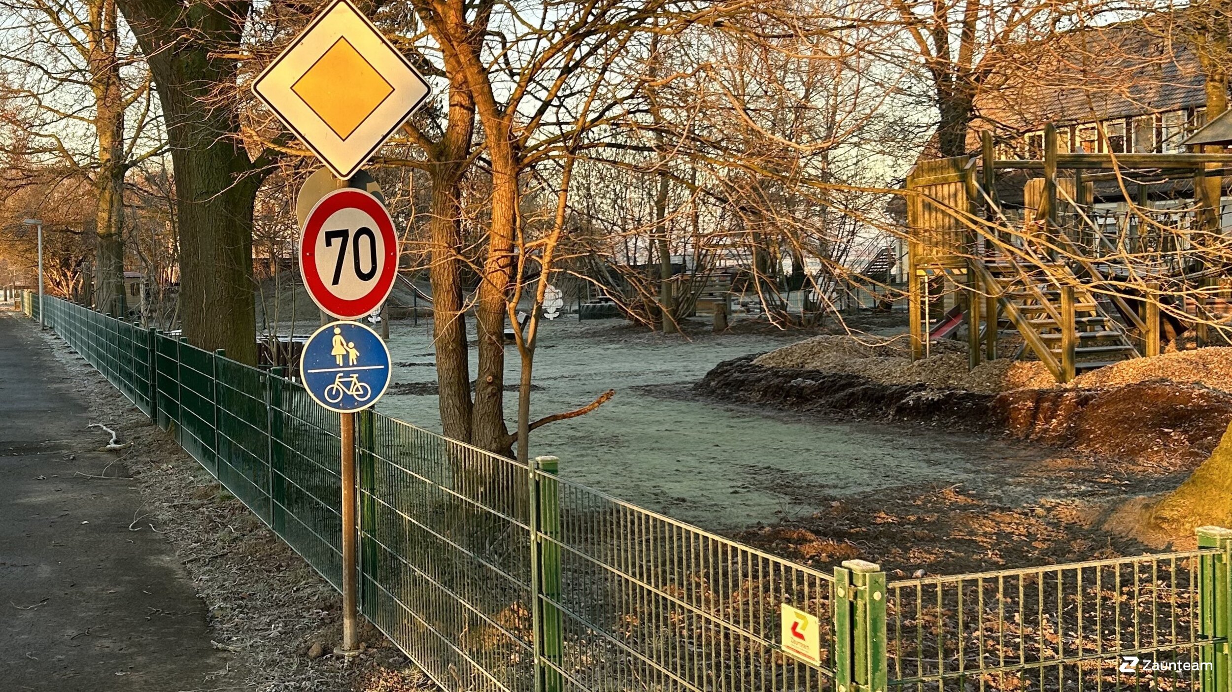 Doppelstabmattenzaun aus dem 2021 in 32361 Getmold Deutschland von Zaunteam Kischkel.