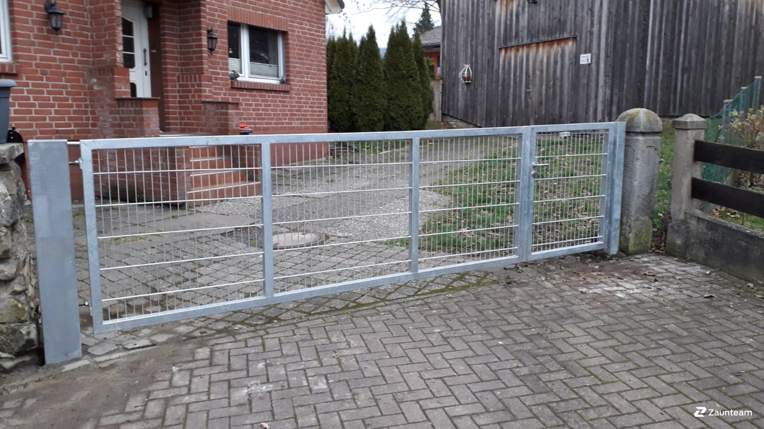 Doppelstabmattenzaun aus dem 2019 in 31863 Coppenbrügge Deutschland von Zaunteam Weser-Leine.