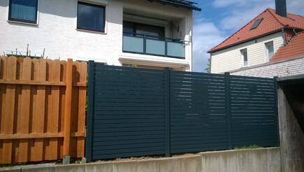 Aluminium Sichtschutz aus dem 2019 in 31832 Springe Deutschland von Zaunteam Weser-Leine.