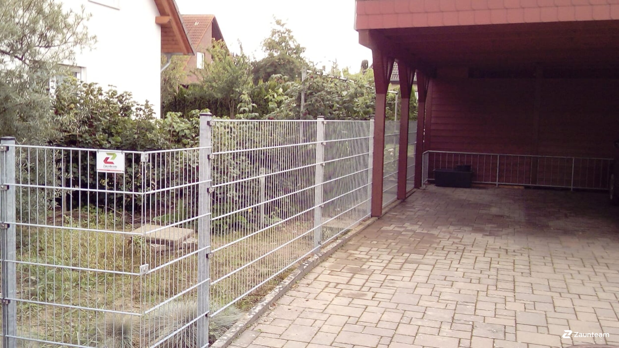 Clôture en panneau double fil de 2020 à 31028 Gronau Allemagne de Zaunteam Weser-Leine.