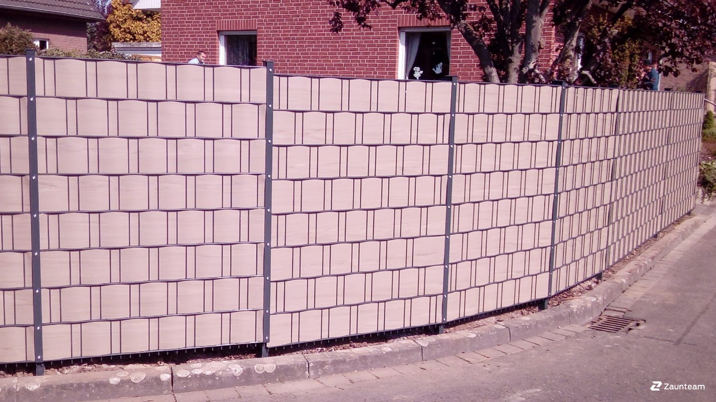 Protection brise-vue en tressage de 2022 à 31008 Elze Allemagne de Zaunteam Weser-Leine.