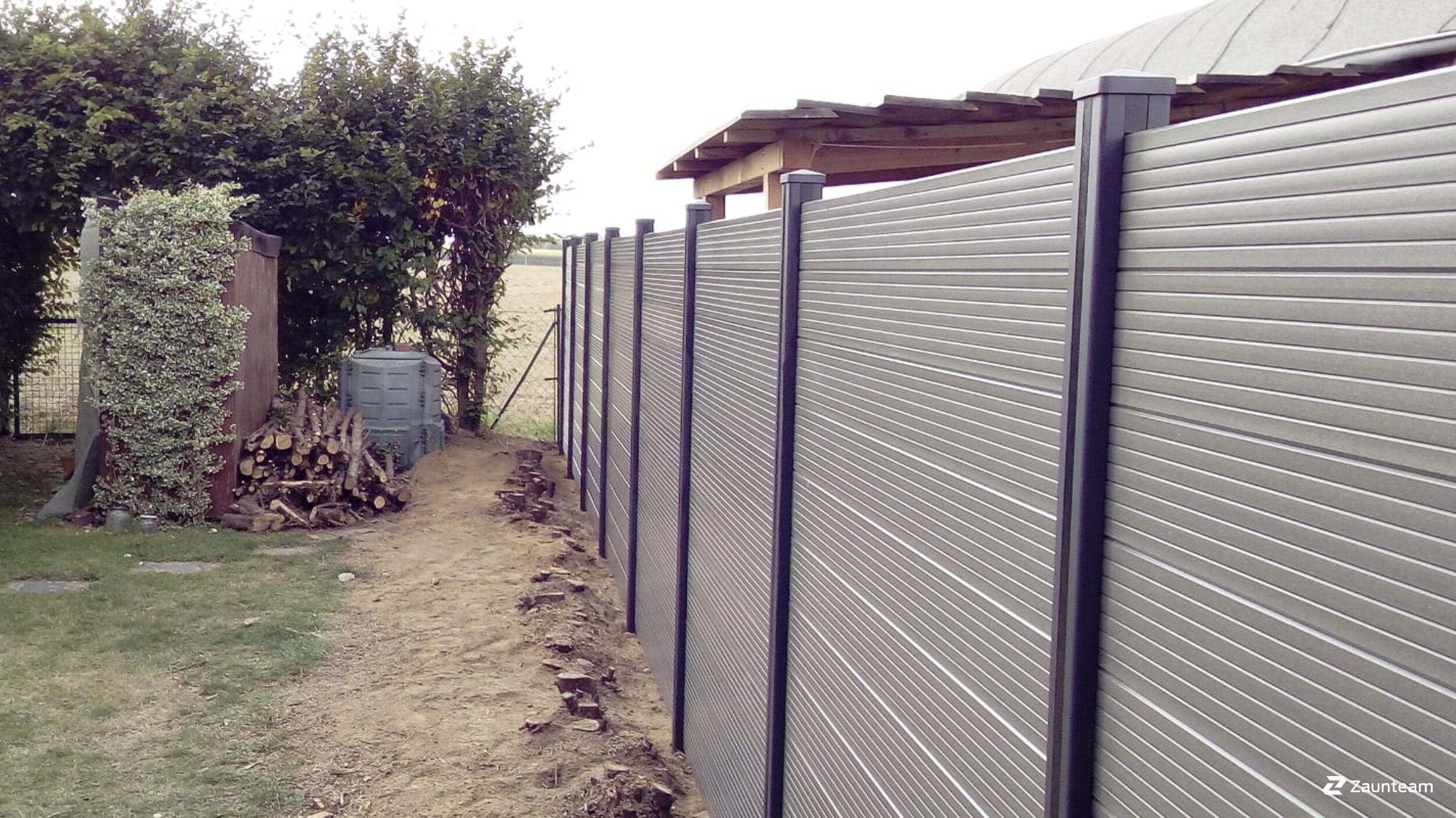 Pare-vue en WPC de 2019 à 31863 Coppenbrügge Allemagne de Zaunteam Weser-Leine.