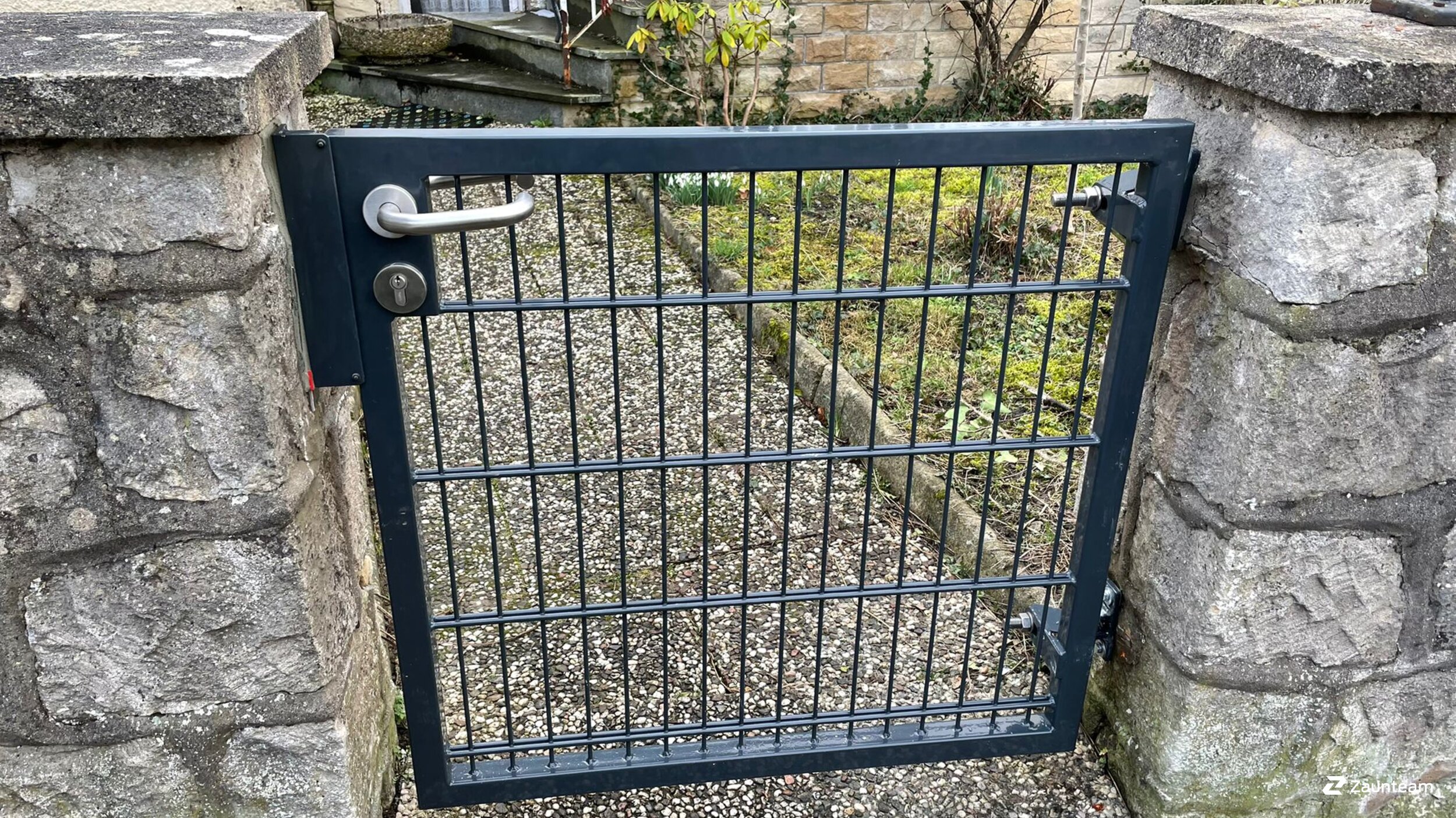 Doppelstabmattenzaun aus dem 2022 in 31061 Alfeld Deutschland von Zaunteam Weser-Leine.