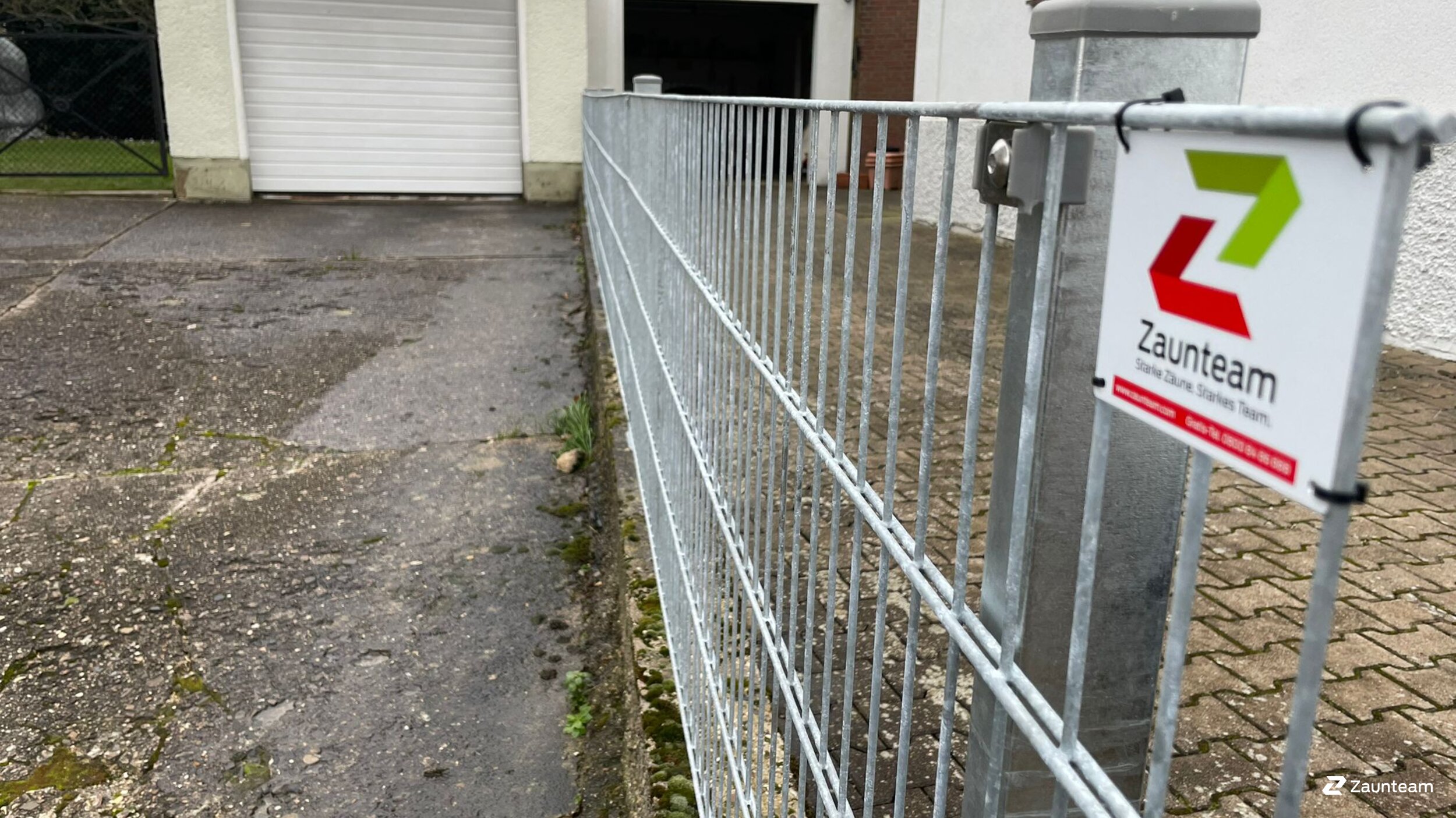 Doppelstabmattenzaun aus dem 2023 in 31008 Elze Deutschland von Zaunteam Weser-Leine.