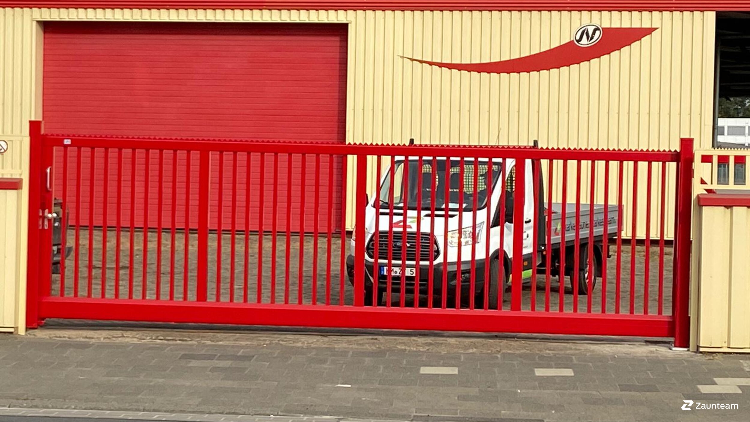 Automatische Tore aus dem 2020 in 31135 Hildesheim Deutschland von Zaunteam Weser-Leine.