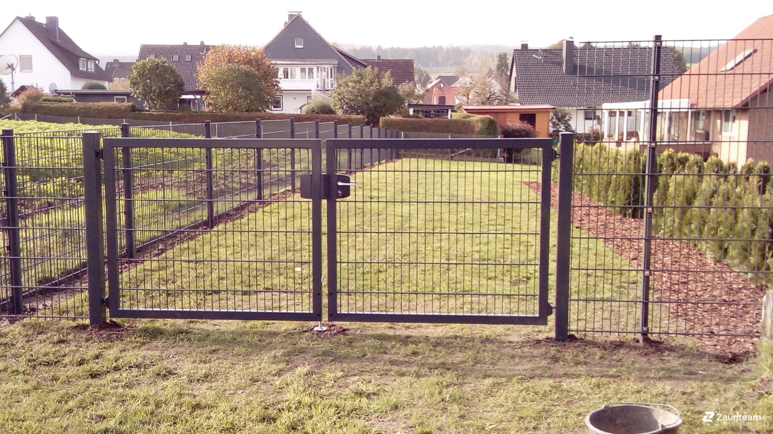 Doppelstabmattenzaun aus dem 2019 in 31863 Coppenbrügge Deutschland von Zaunteam Weser-Leine.