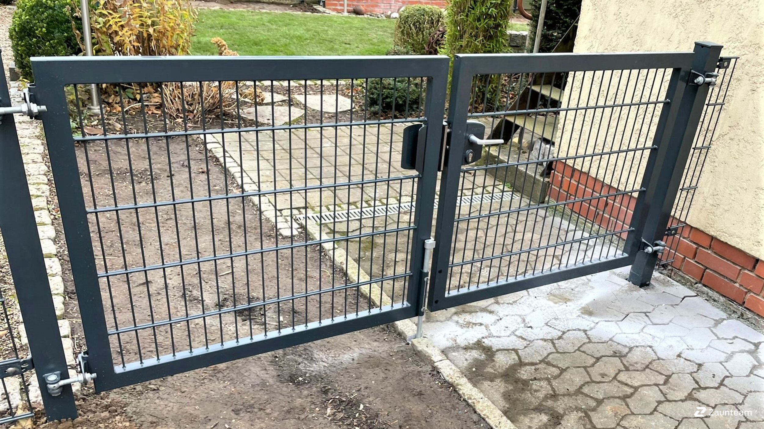 Clôture en panneau double fil de 2021 à 31157 Sarstedt Allemagne de Zaunteam Weser-Leine.