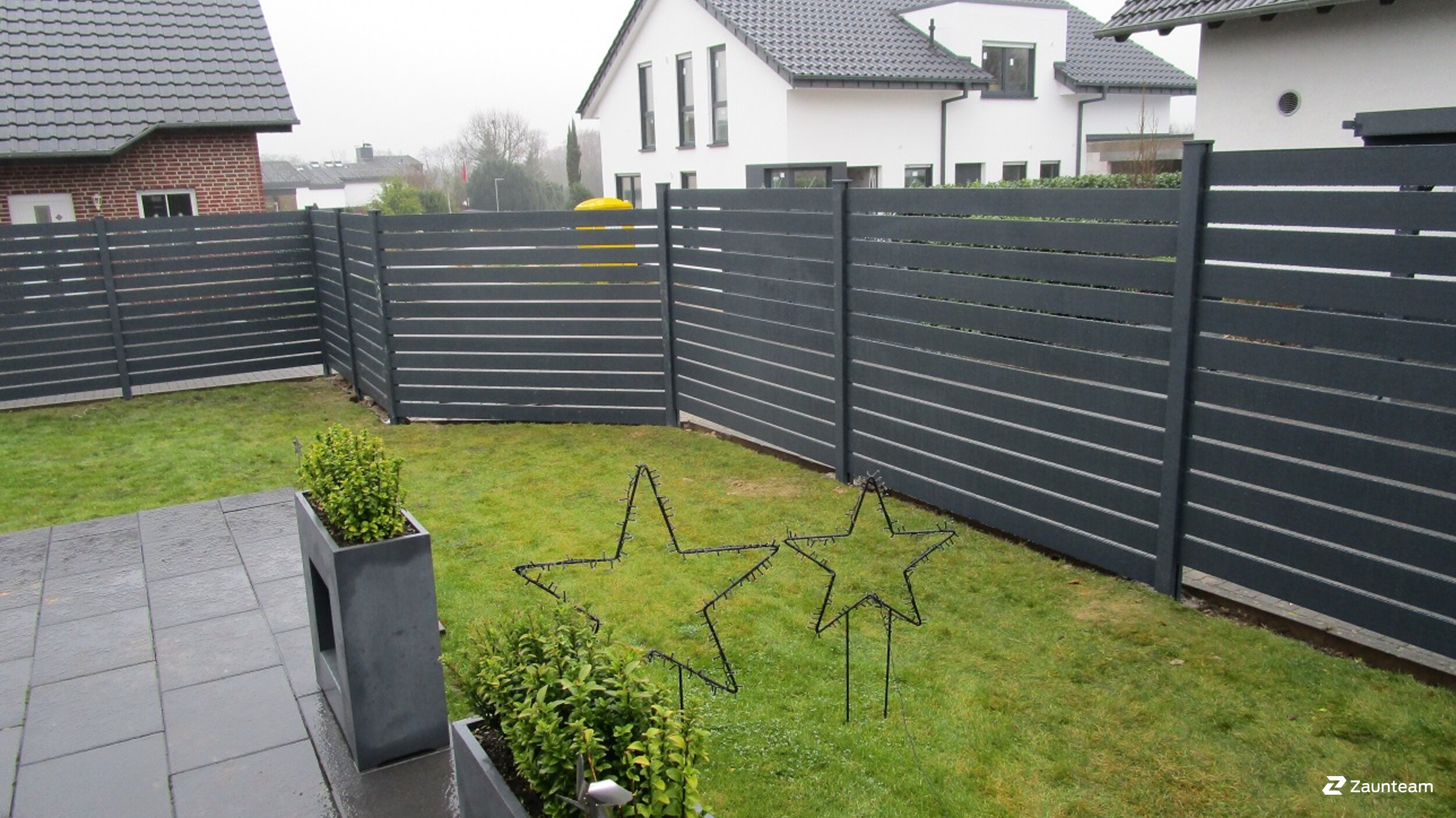 Aluminium Sichtschutz aus dem 2018 in 33602 Bielefeld Deutschland von Franchise AG.