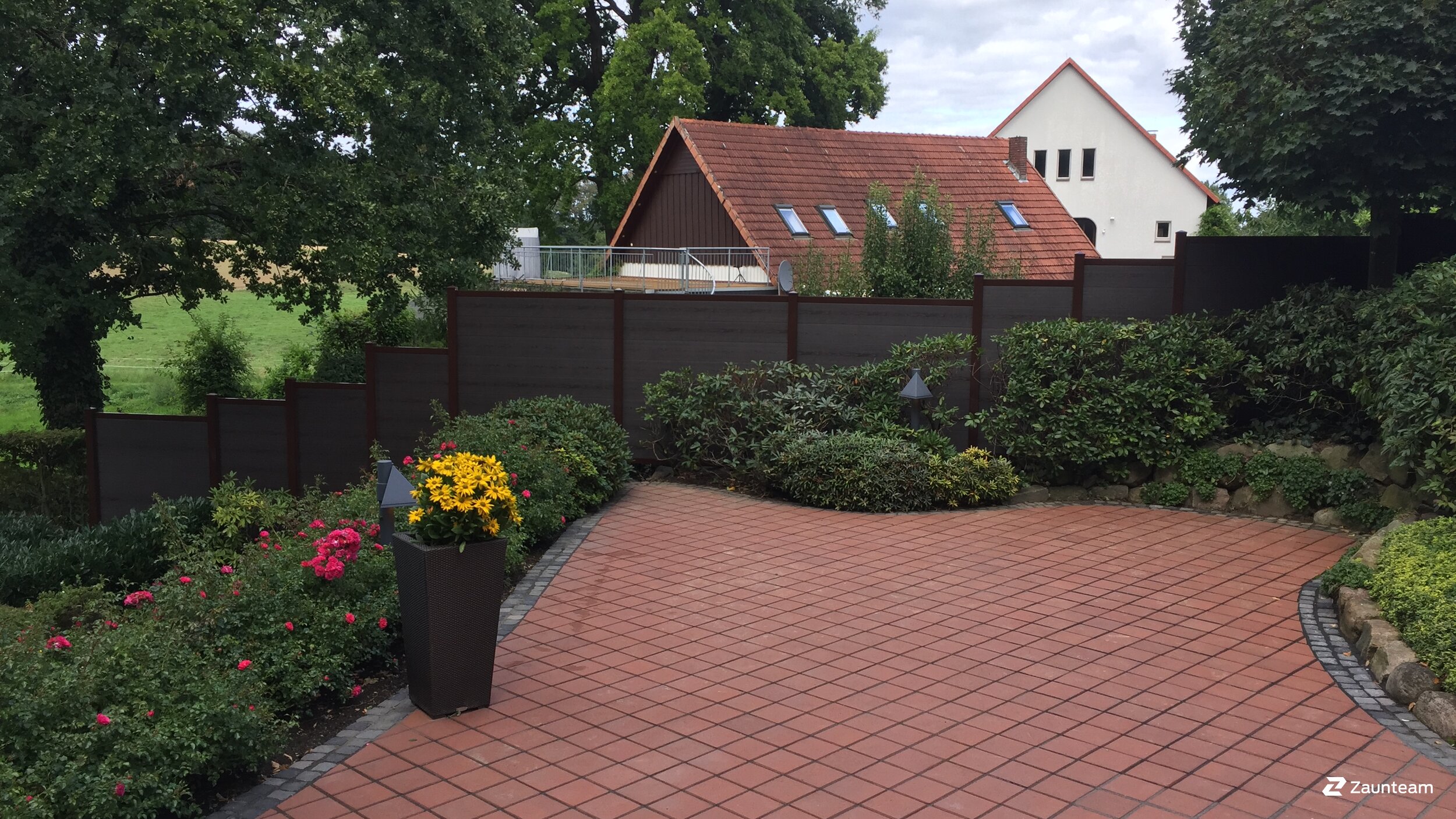 Kunststoff Sichtschutz aus dem 2020 in 33619 Bielefeld Deutschland von Franchise AG.